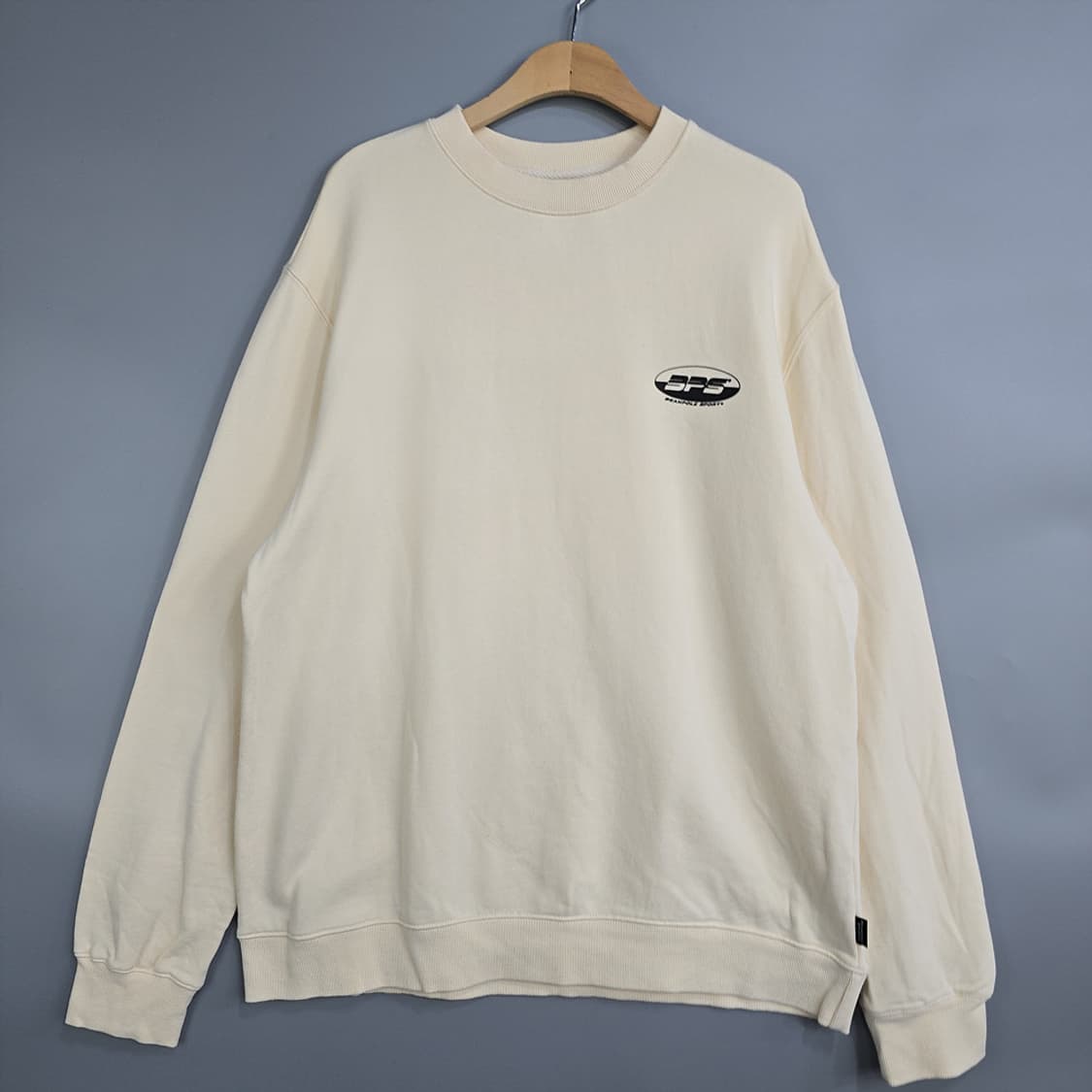 빈폴(beanpole) 스포츠 로고 맨투맨 아이보리 105 상품이미지1