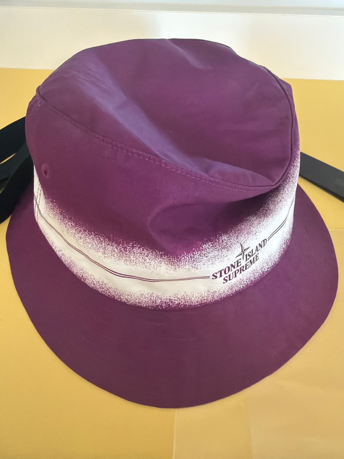 슈프림 스톤아일랜드 버킷헷 M/L 제품입니다 상품이미지1