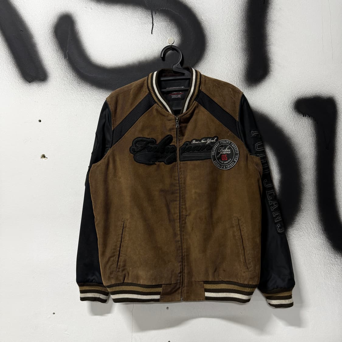 Fubu 후부 코듀로이 멀티 디테일 집업 바시티 자켓 브라운 상품이미지1