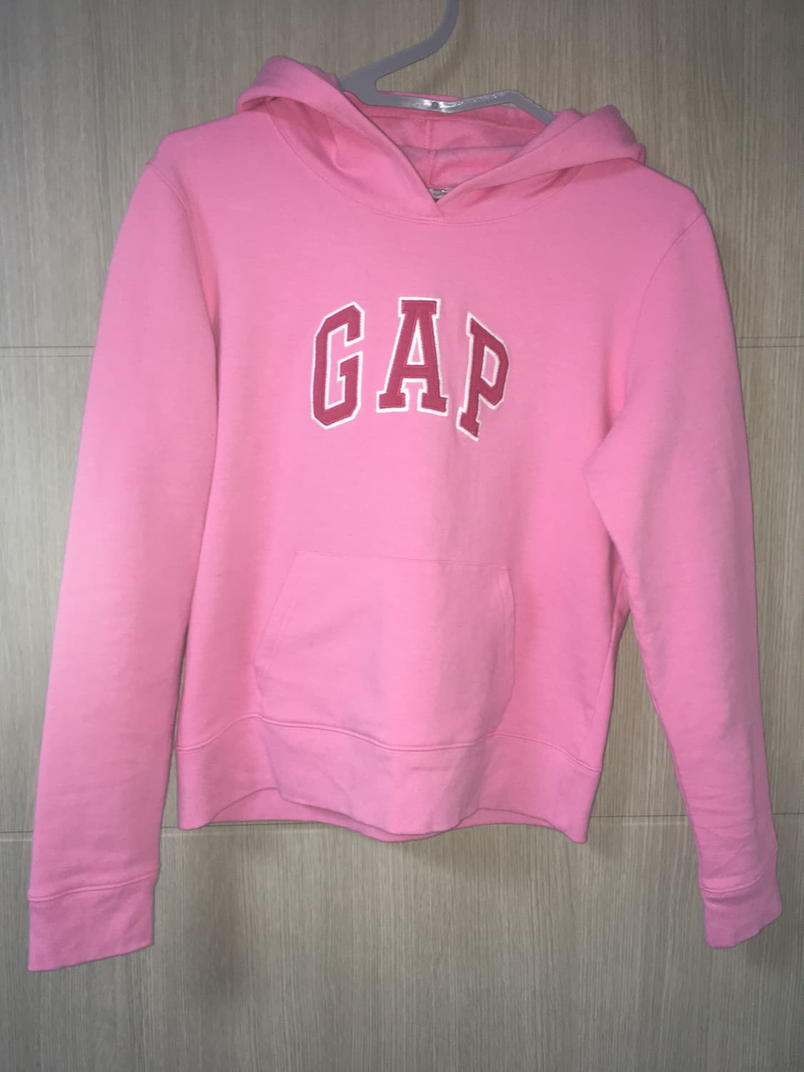 Gap baby pink hoodie 상품이미지3