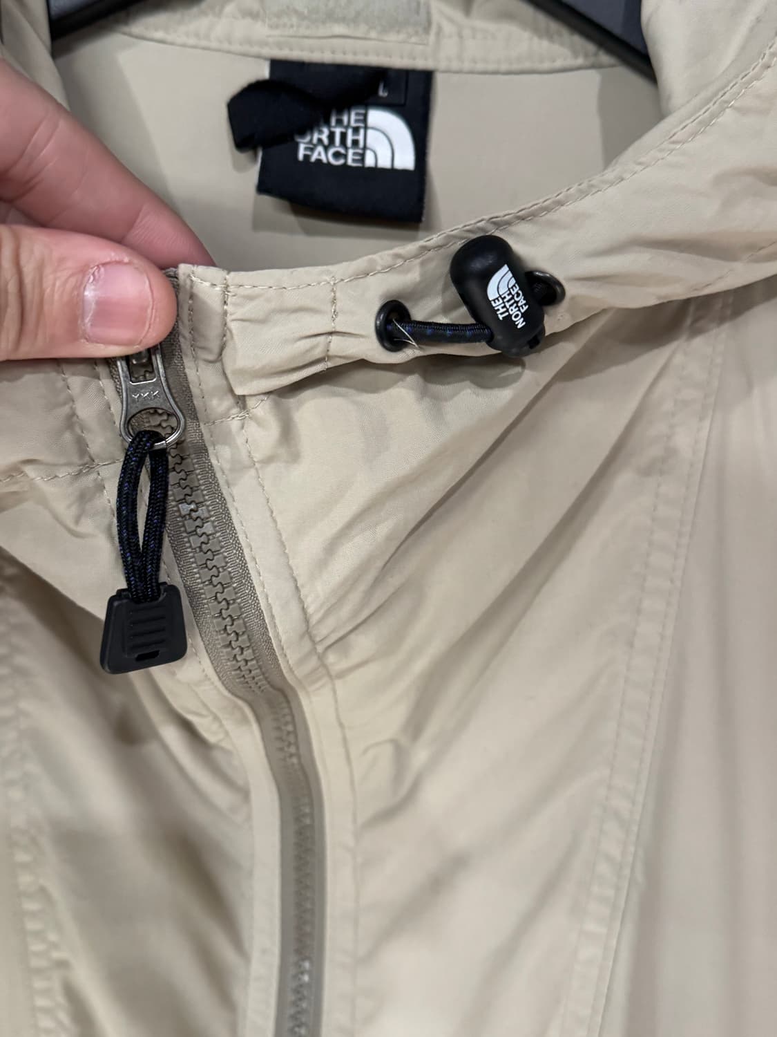 노스페이스 경량 컴팩트 바람막이  상품이미지4