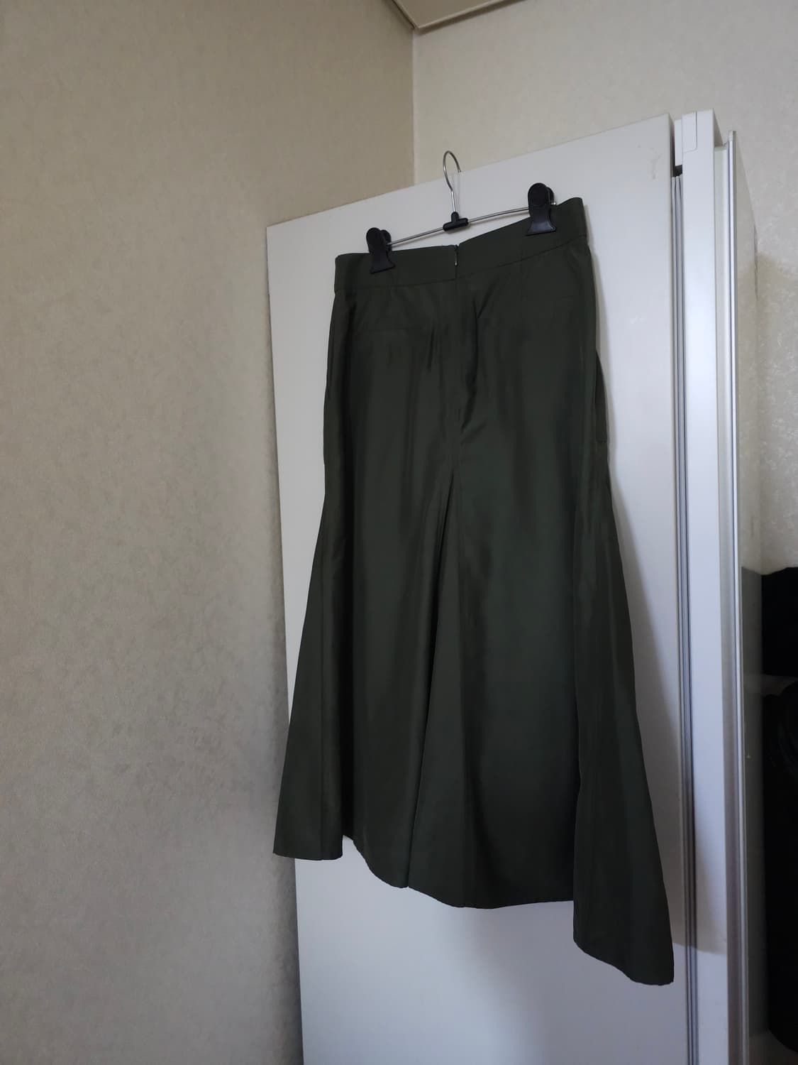 it MICHAA 카키 롱 스커트 상품이미지4