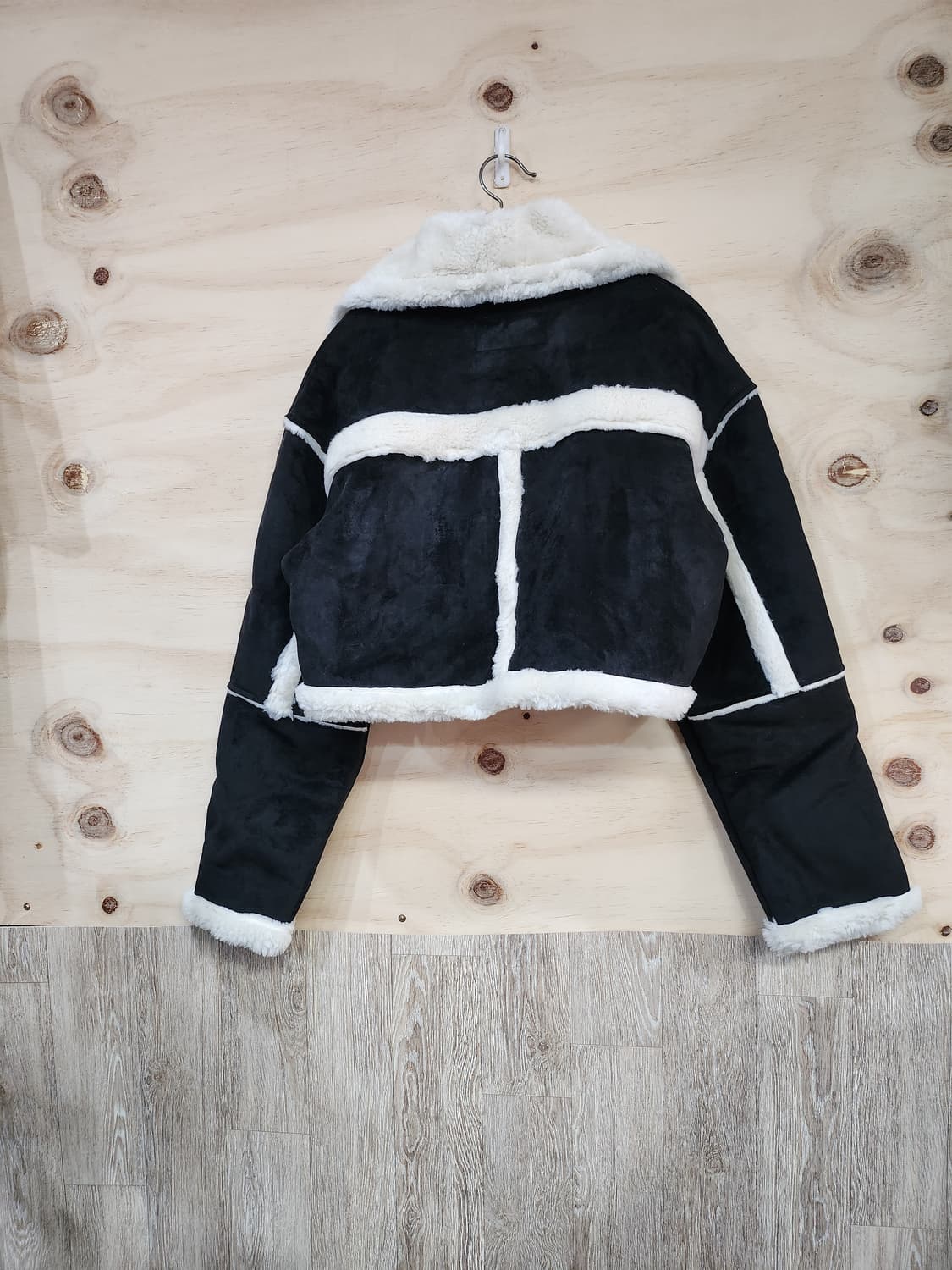 639) at the end 크롭 무스탕 자켓 상품이미지2