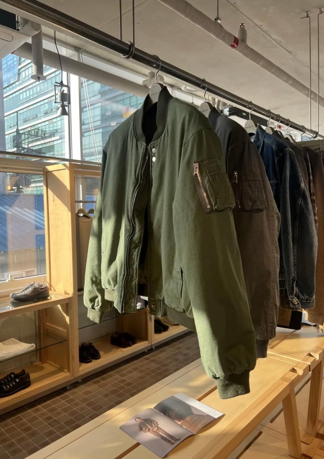 논네이티브 ma1 라지 2사이즈 trooper puff blouson 상품이미지4