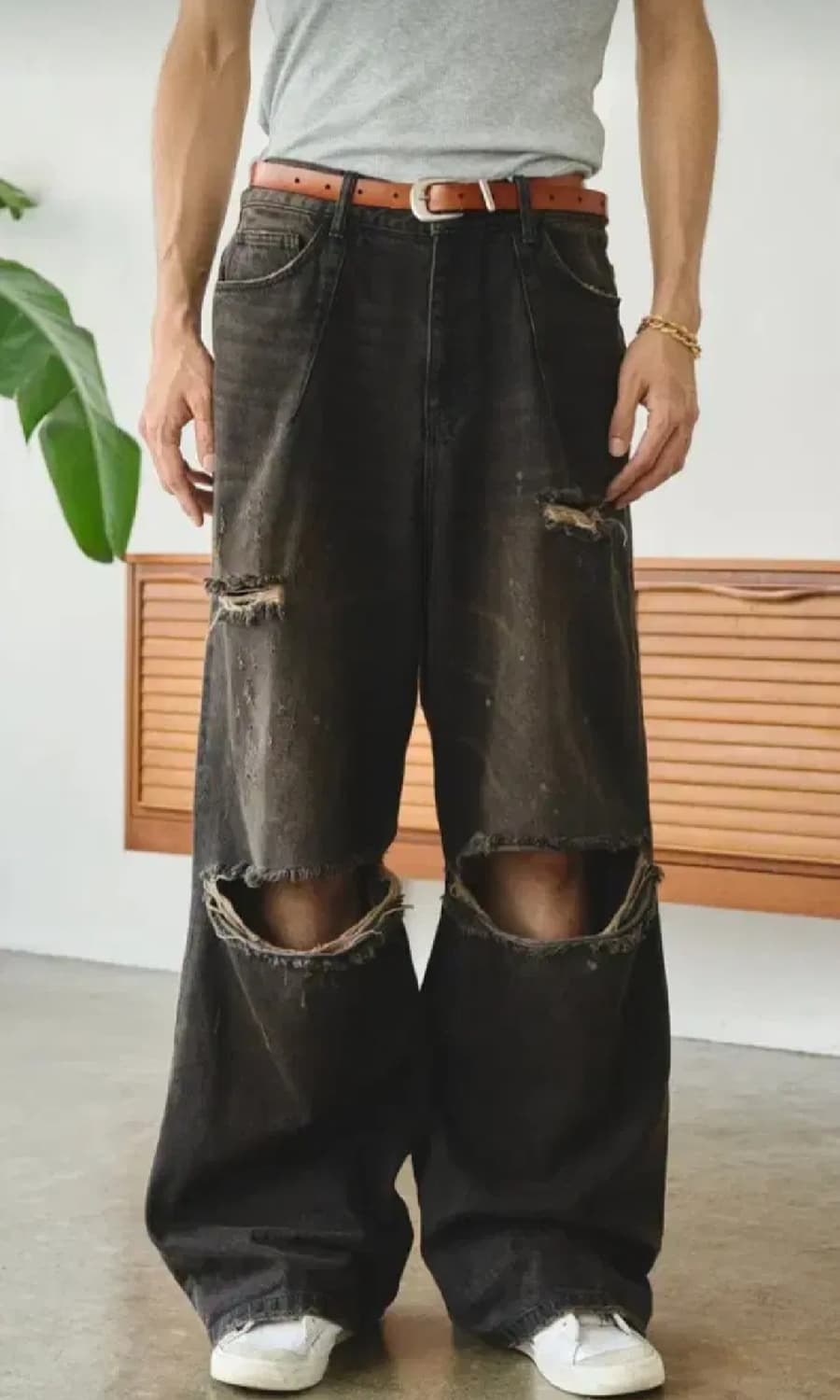 camphor wood 빈티지 가공 데미지 흑청 데님 팬츠 m 캠퍼우드 상품이미지1