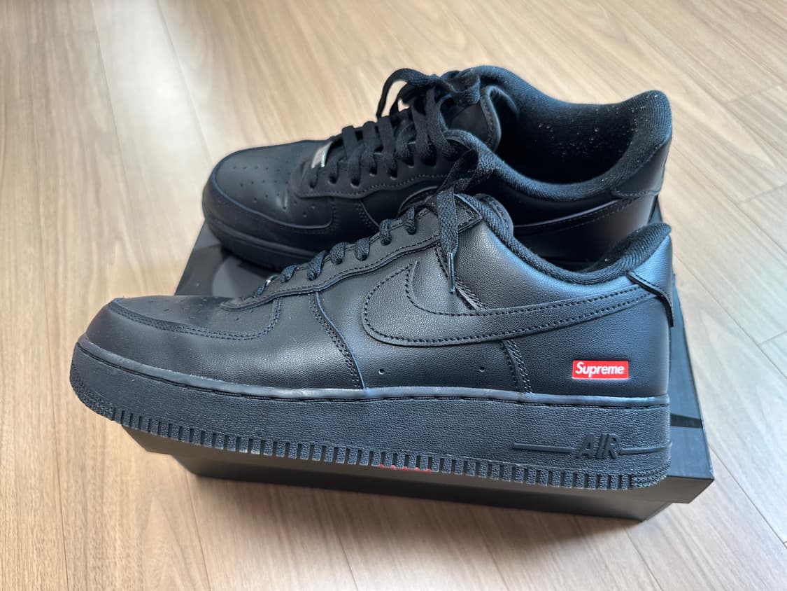 나이키 슈프림 에어포스 1 로우  블랙 285 상품이미지5