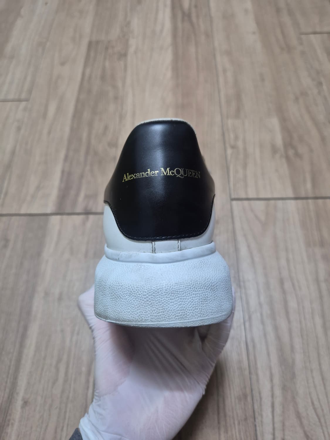 정품 알렉산더 맥퀸 42 사이즈 270-275 상품이미지9