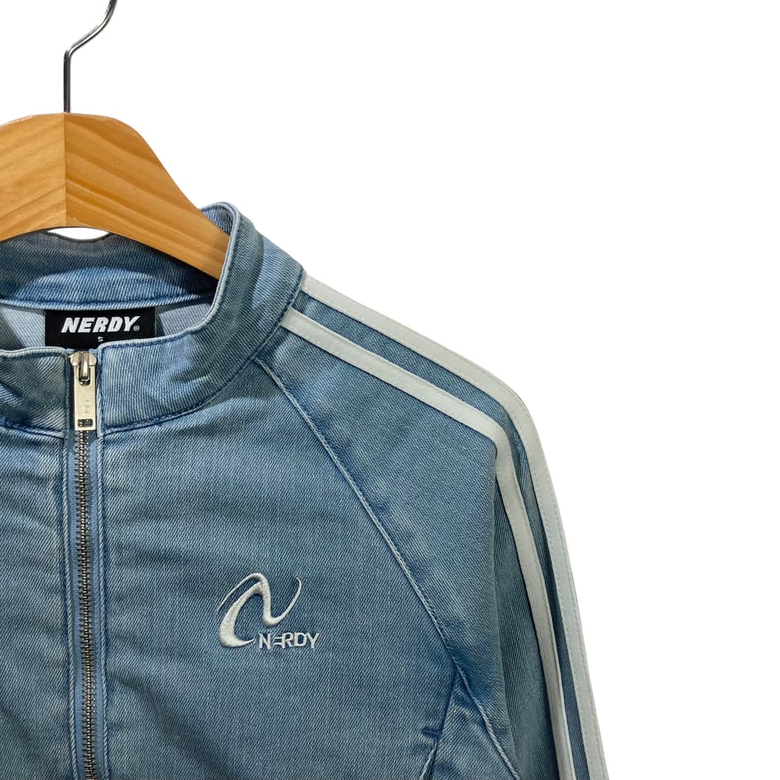 널디 사이드라인 데님 크롭 자켓 상품이미지3