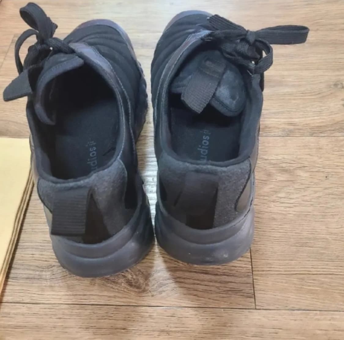 아크네 스니커즈 42  상품이미지6