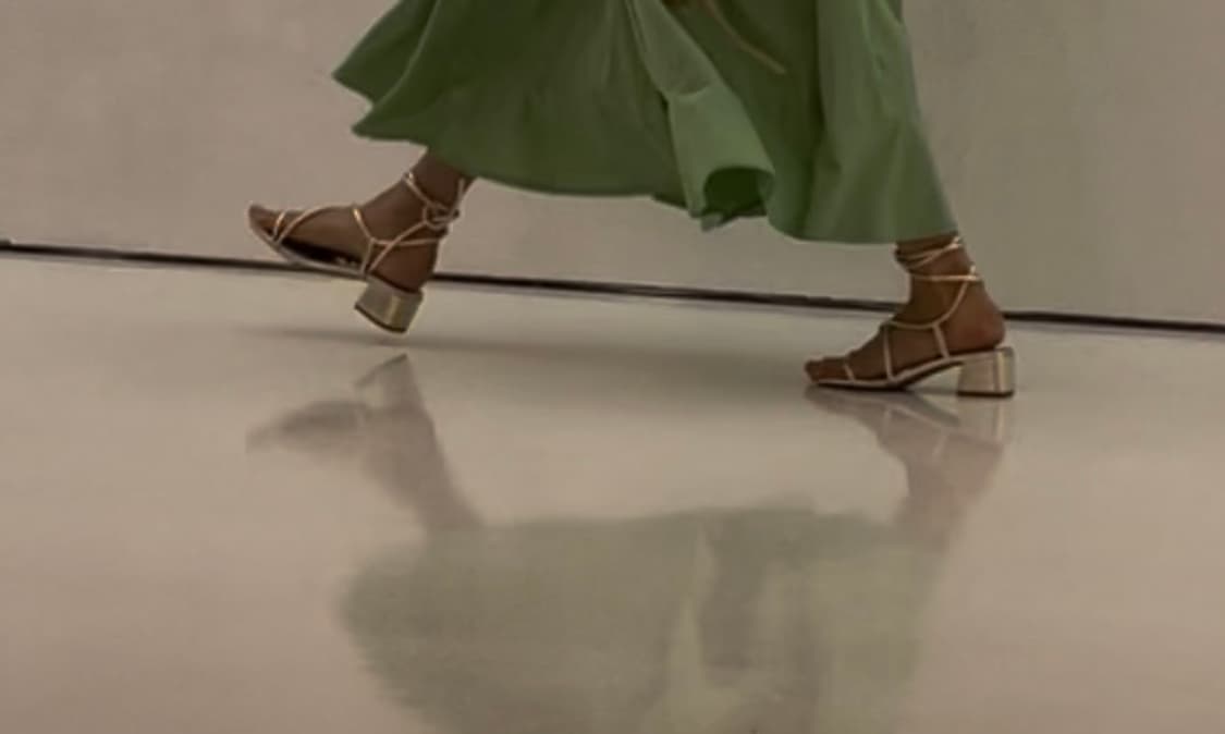 H&M 골드 스트랩 레이스업 샌들 상품이미지7