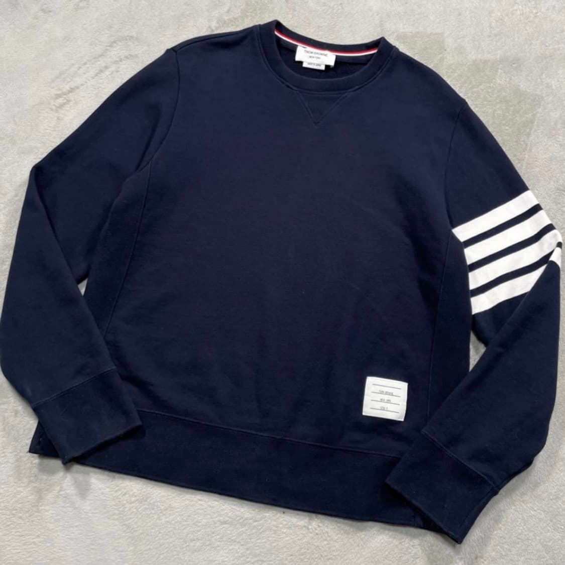 톰브라운 맨투맨 네이비 5사이즈 상품이미지2