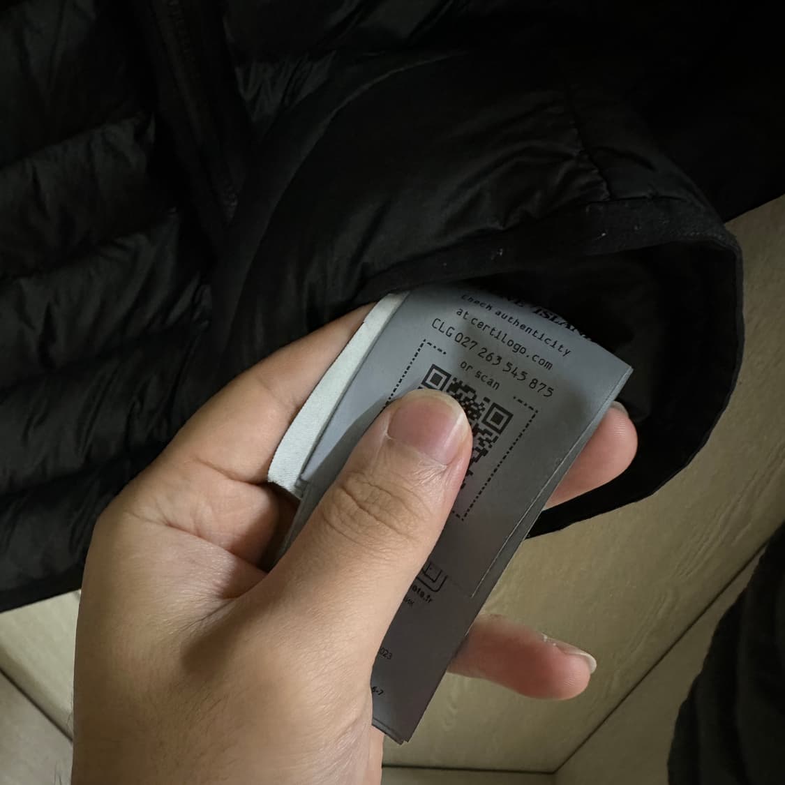 스톤아일랜드 24fw 룸우븐 경량패딩 M 상품이미지3