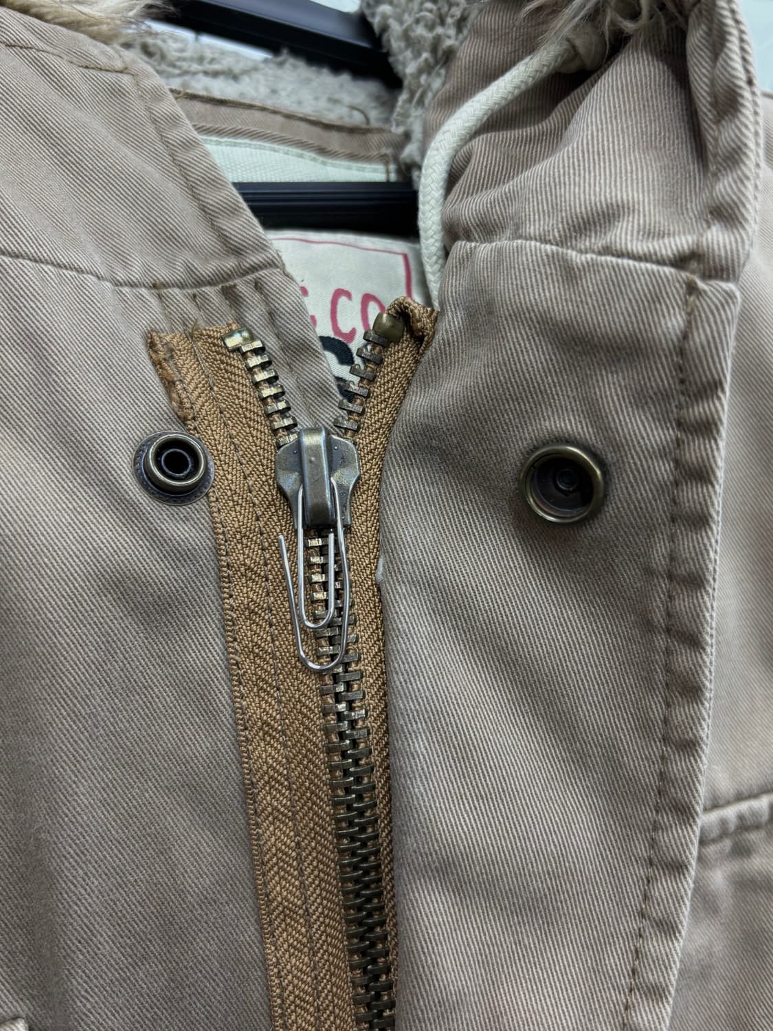 리바이스 퍼후드 베이지 야상자켓 상품이미지6