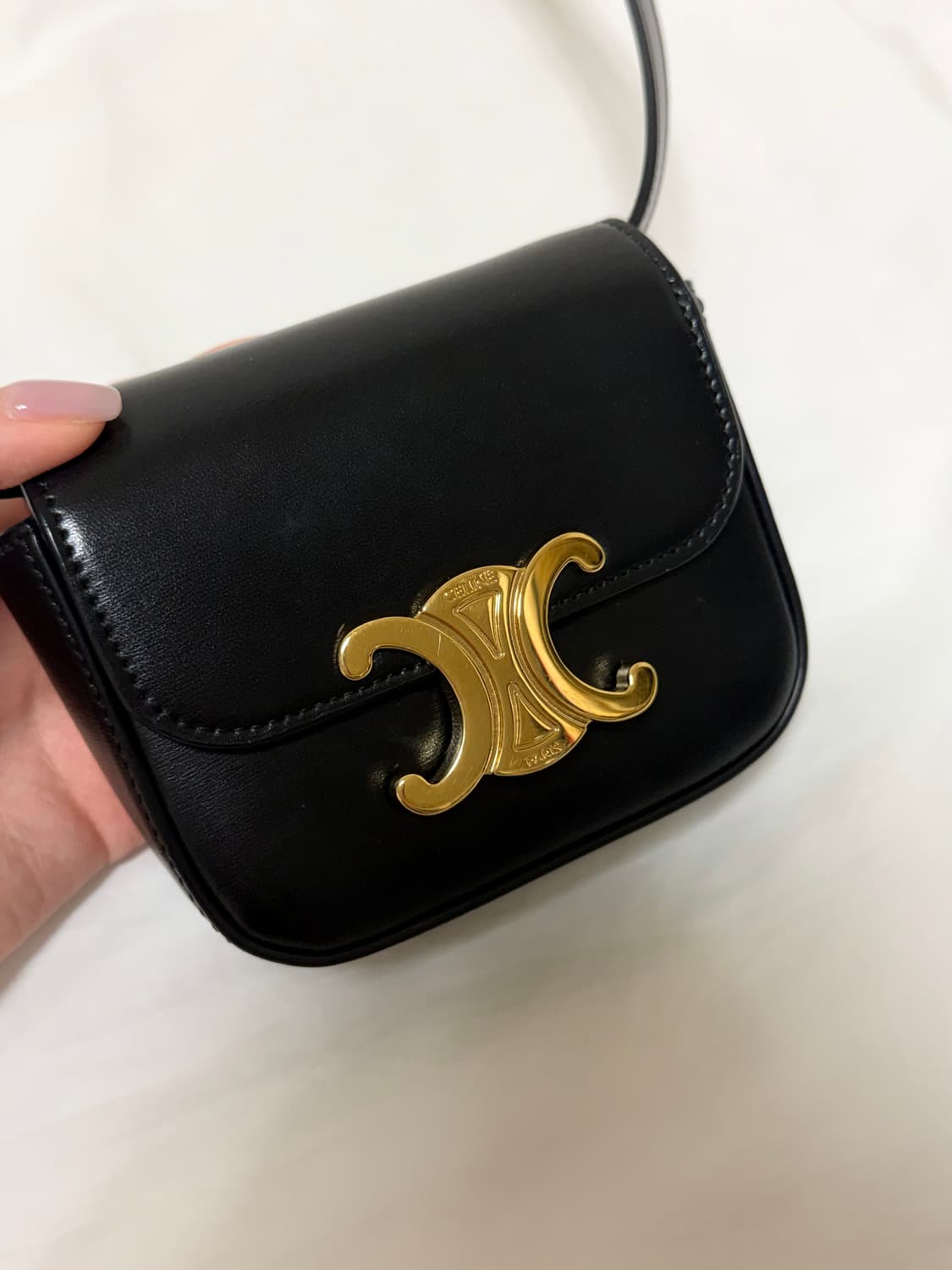 셀린느 미니 클로드백 트리오페 블랙 상품이미지3