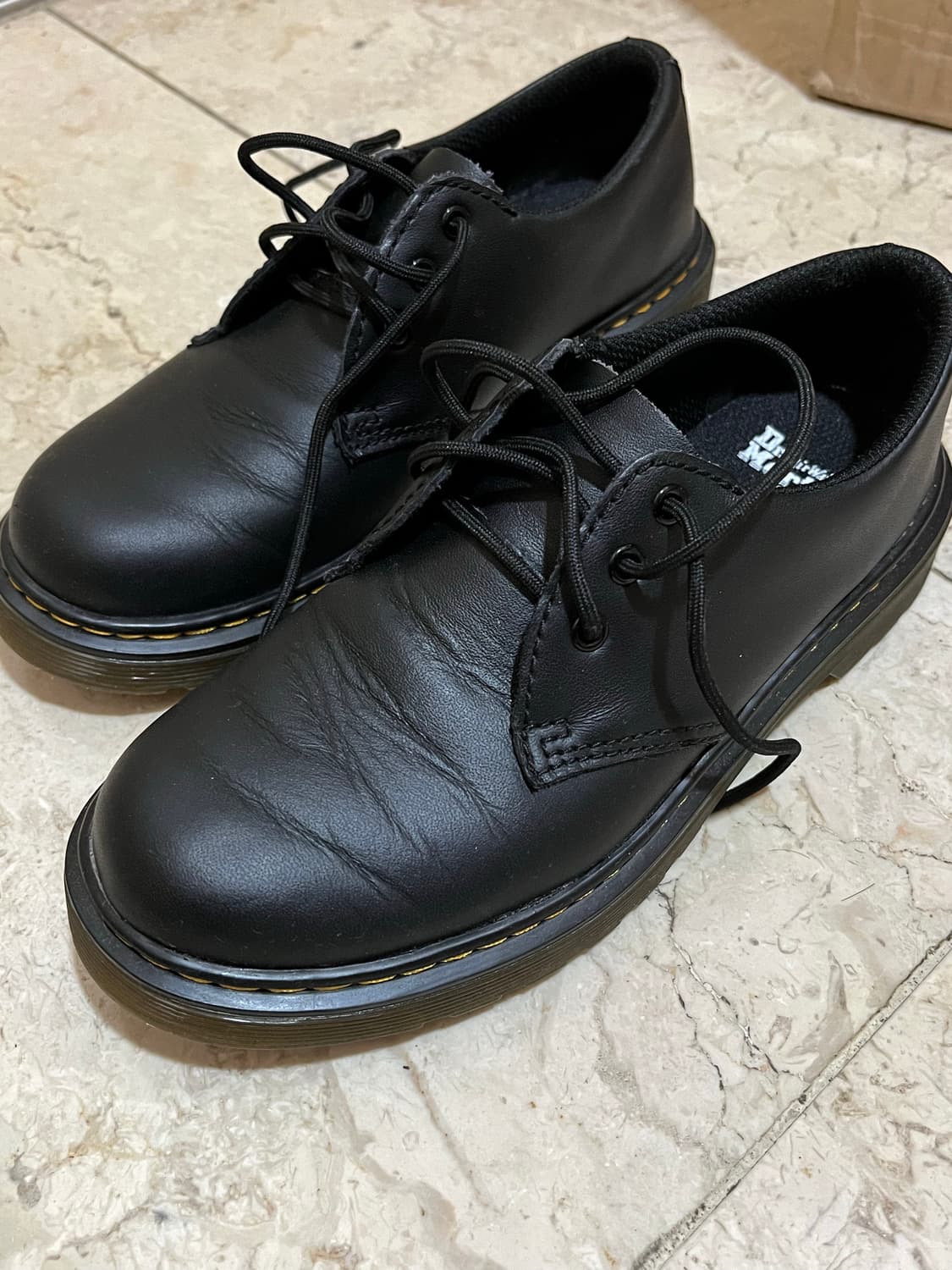 닥터마틴 키즈 1461 3홀 225 상품이미지2