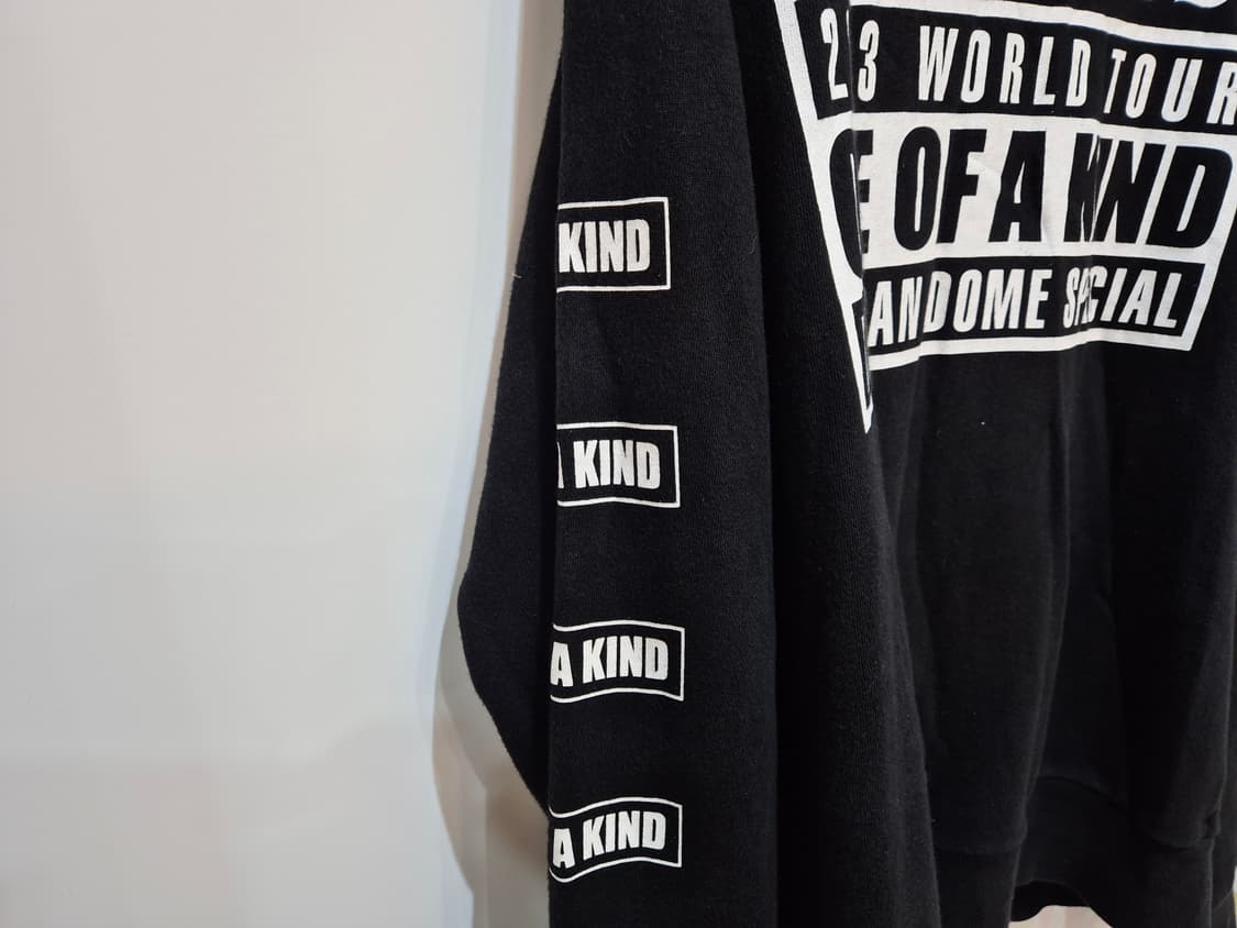 지드래곤 one of a kind 일본 투어 한정판 후드 집업 상품이미지4