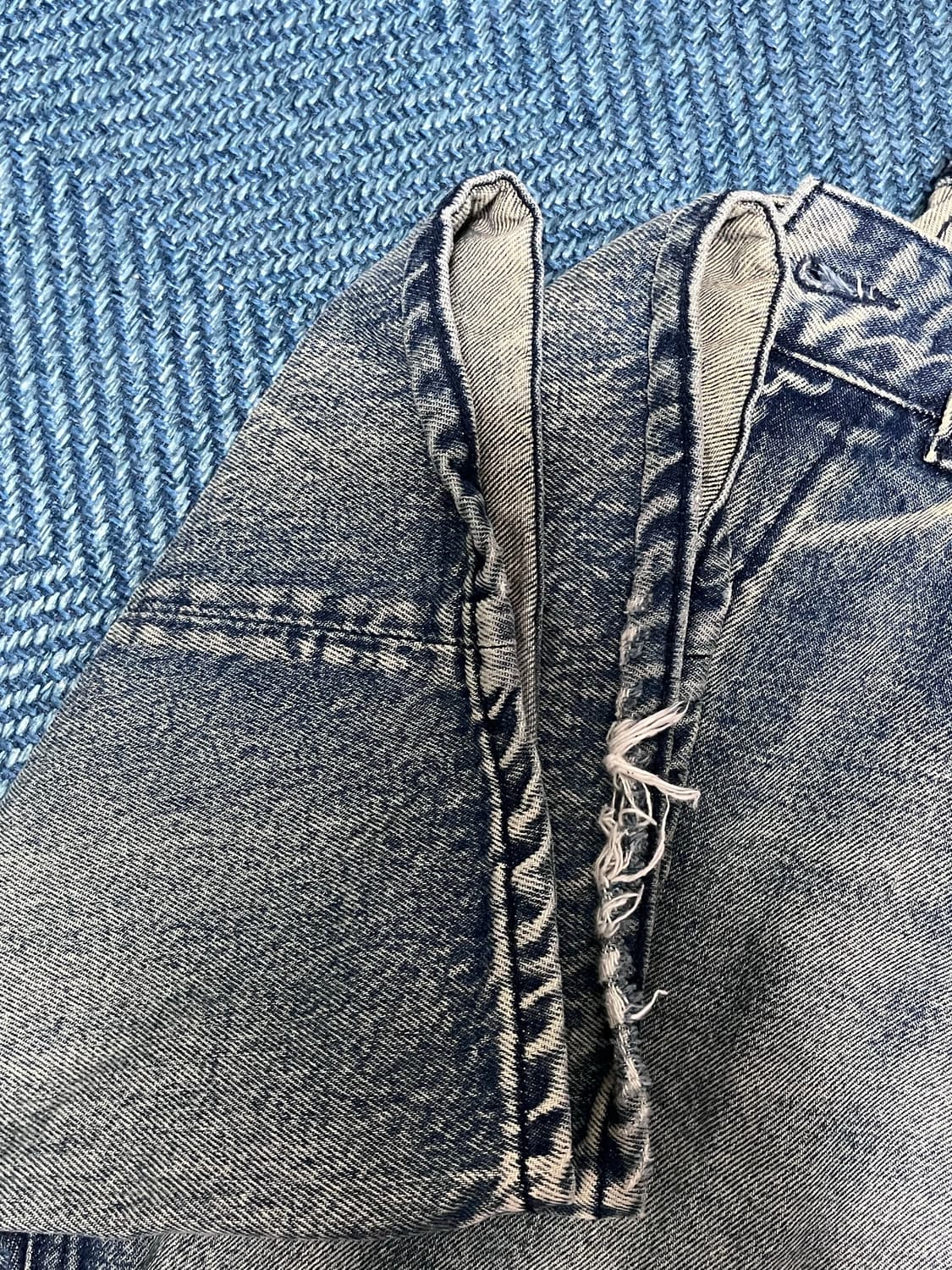 999휴머니티 CURVED HERITAGE DENIM PANTS 상품이미지8