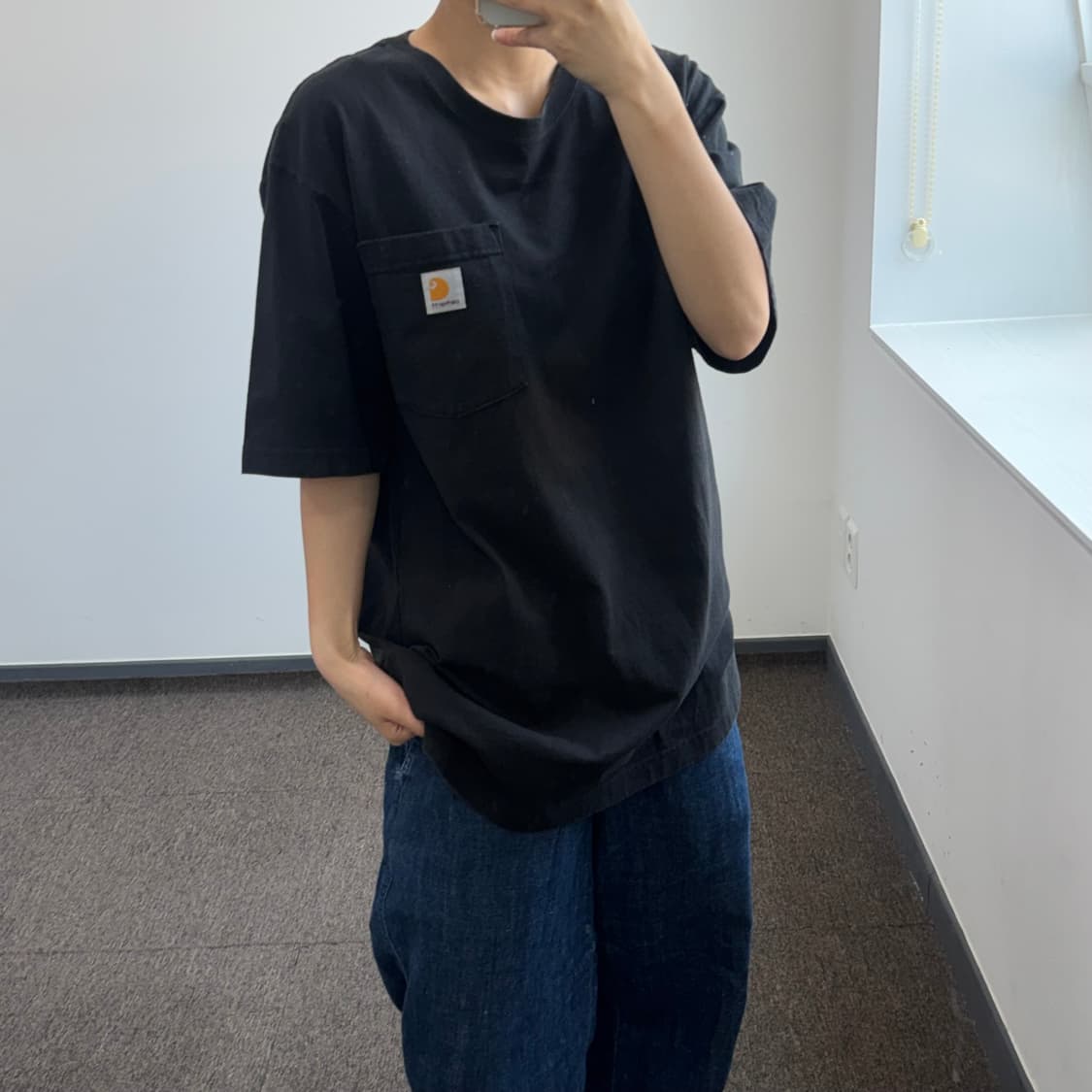 Carhartt 칼하트 블랙 원포켓 반팔 상품이미지2