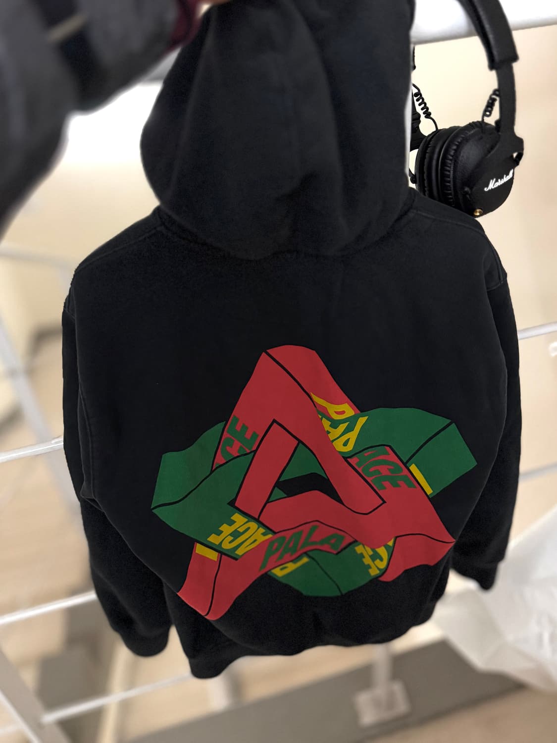 팔라스 [정품] 한정판 후드티 (시세 35만) 자메이카 M(100) 상품이미지1