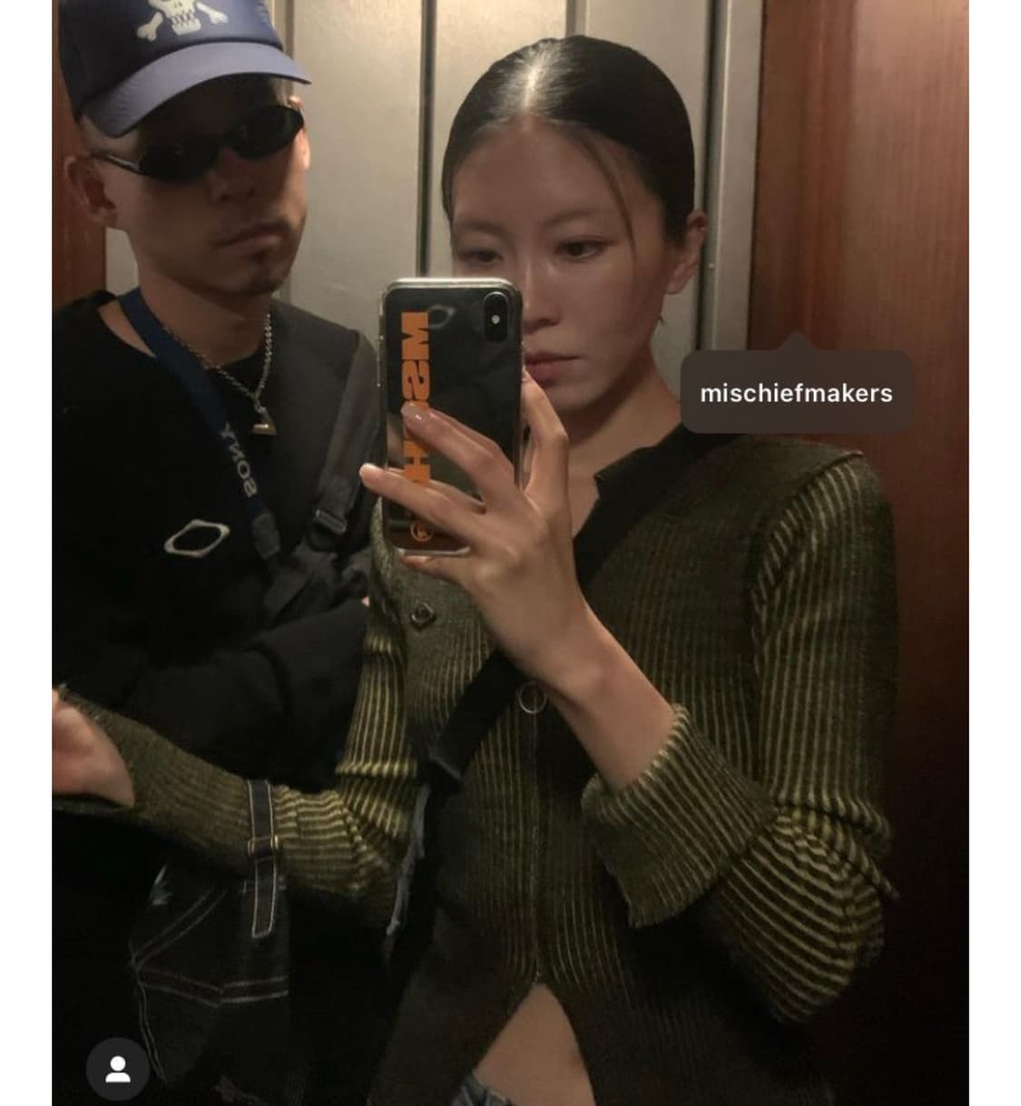 미스치프 니티드 투톤 셔츠 상품이미지7