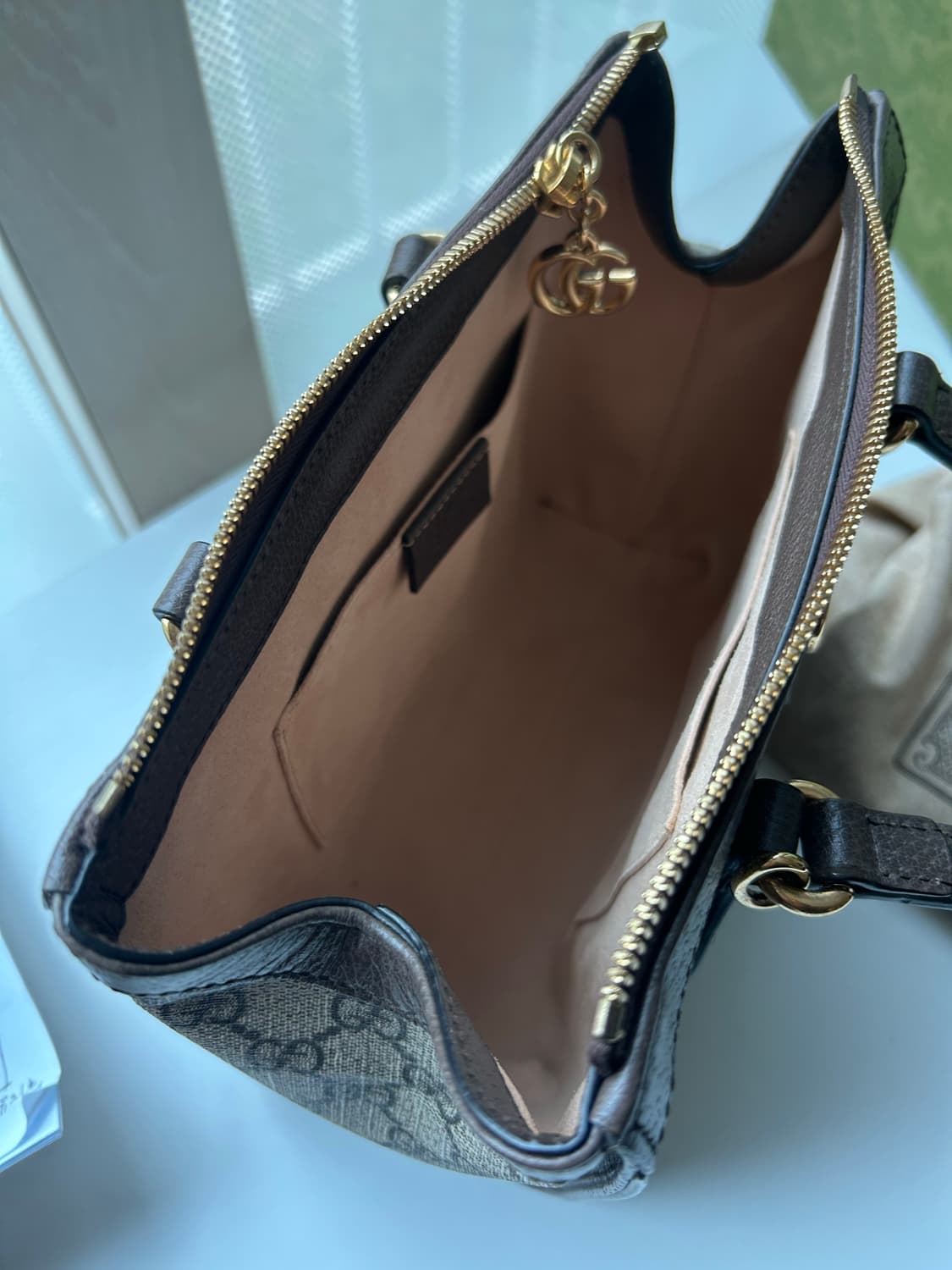 🫣상점오픈이벤트22))Gucci 구찌 오피디아 GG 스몰 토트백 풀박스 상품이미지4