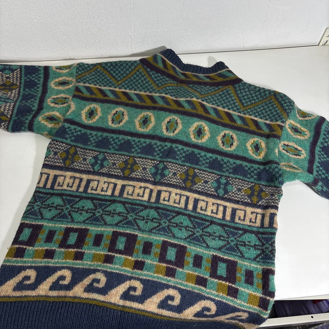 M 에드윈 EDWIN 브이넥 에스닉 자카드 니트 상품이미지3