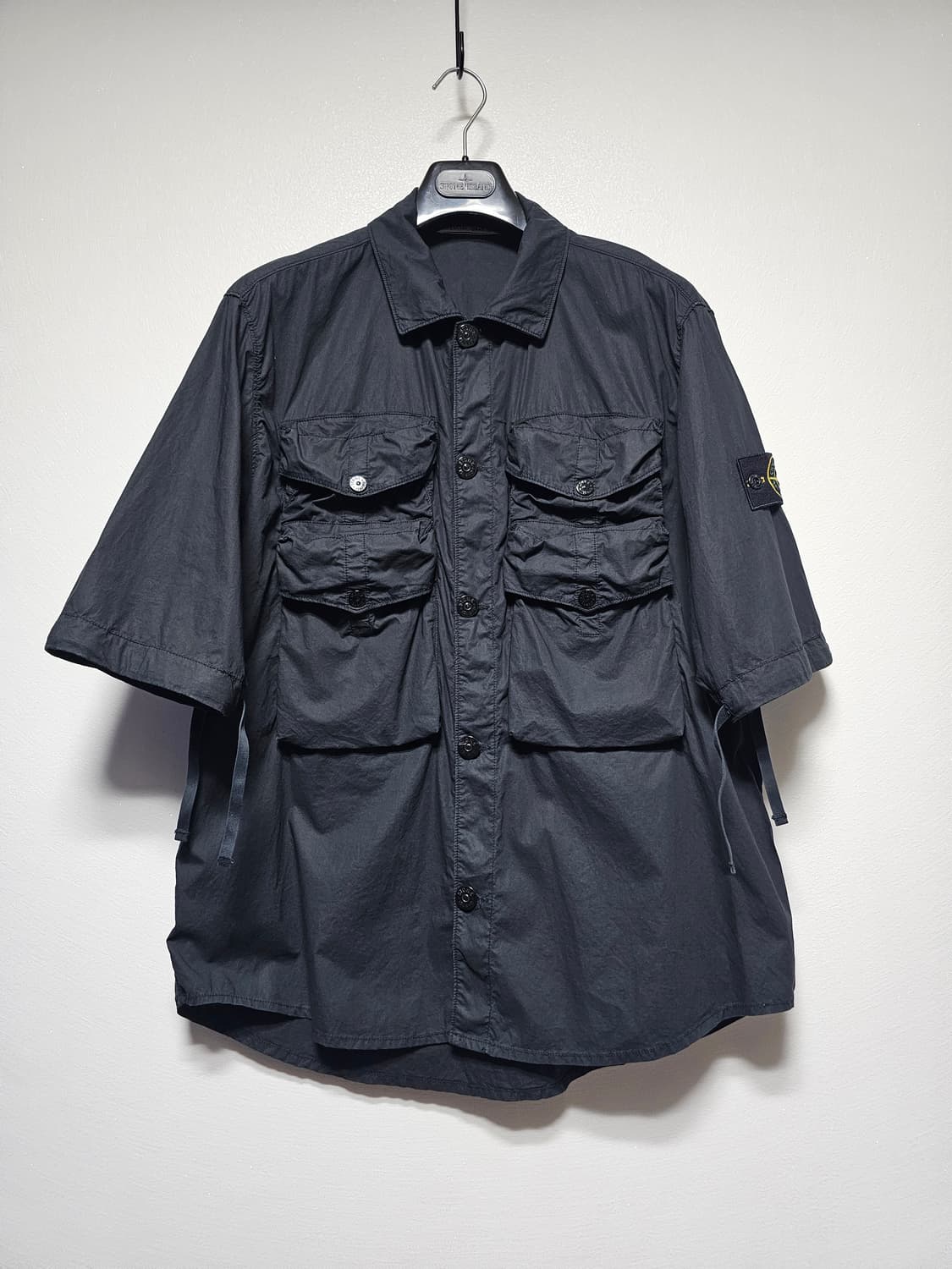 스톤아일랜드 스트레치 코튼 텔라 파라슈트 와펜 반팔셔츠 상품이미지1