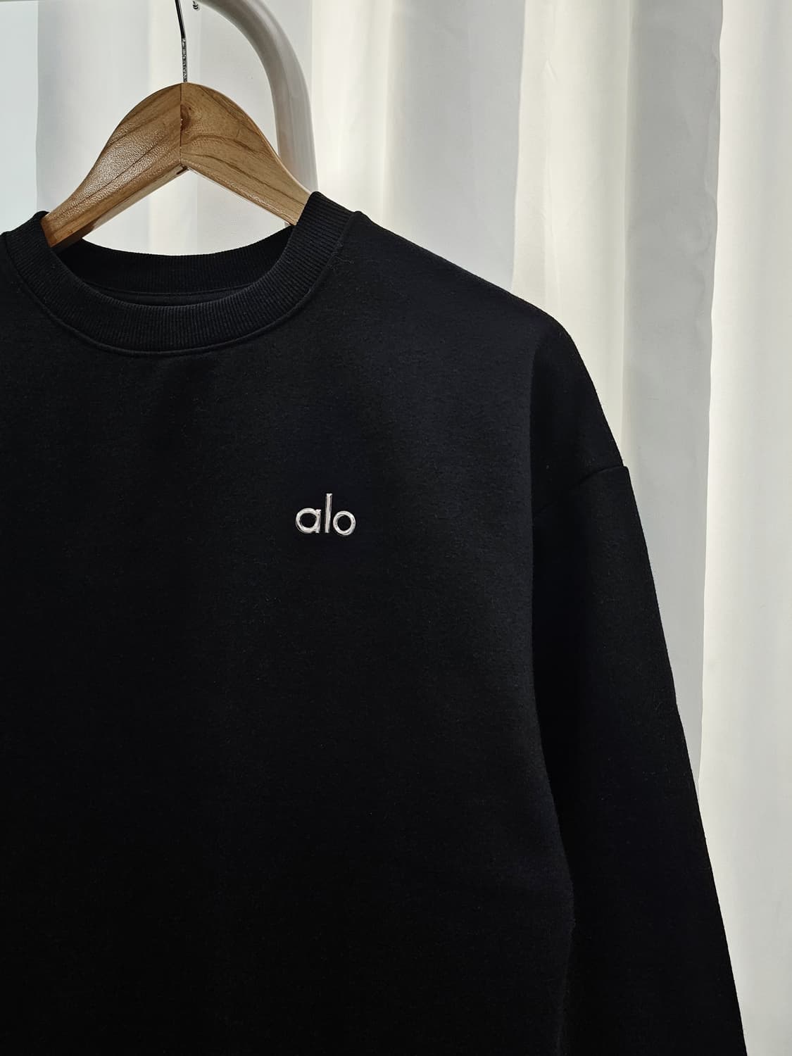 [새상품] 알로(Alo) 아콜레이드 맨투맨 상품이미지3