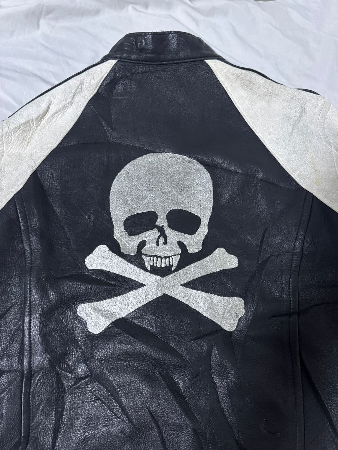 로엔 디어 스킨 스컬 자수 블루종 상품이미지5