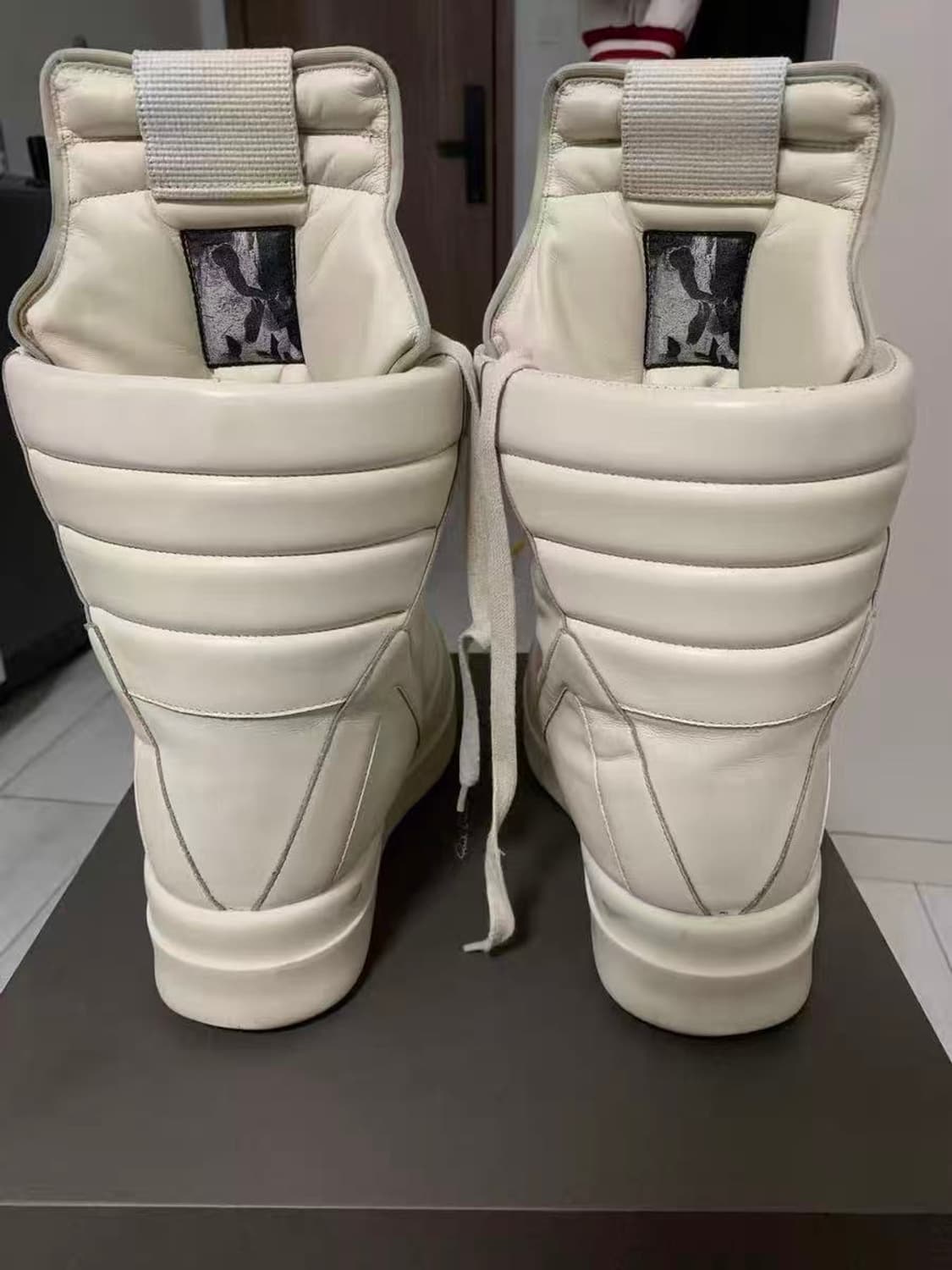 릭오웬스 메가바스켓 밀크 42 상품이미지8