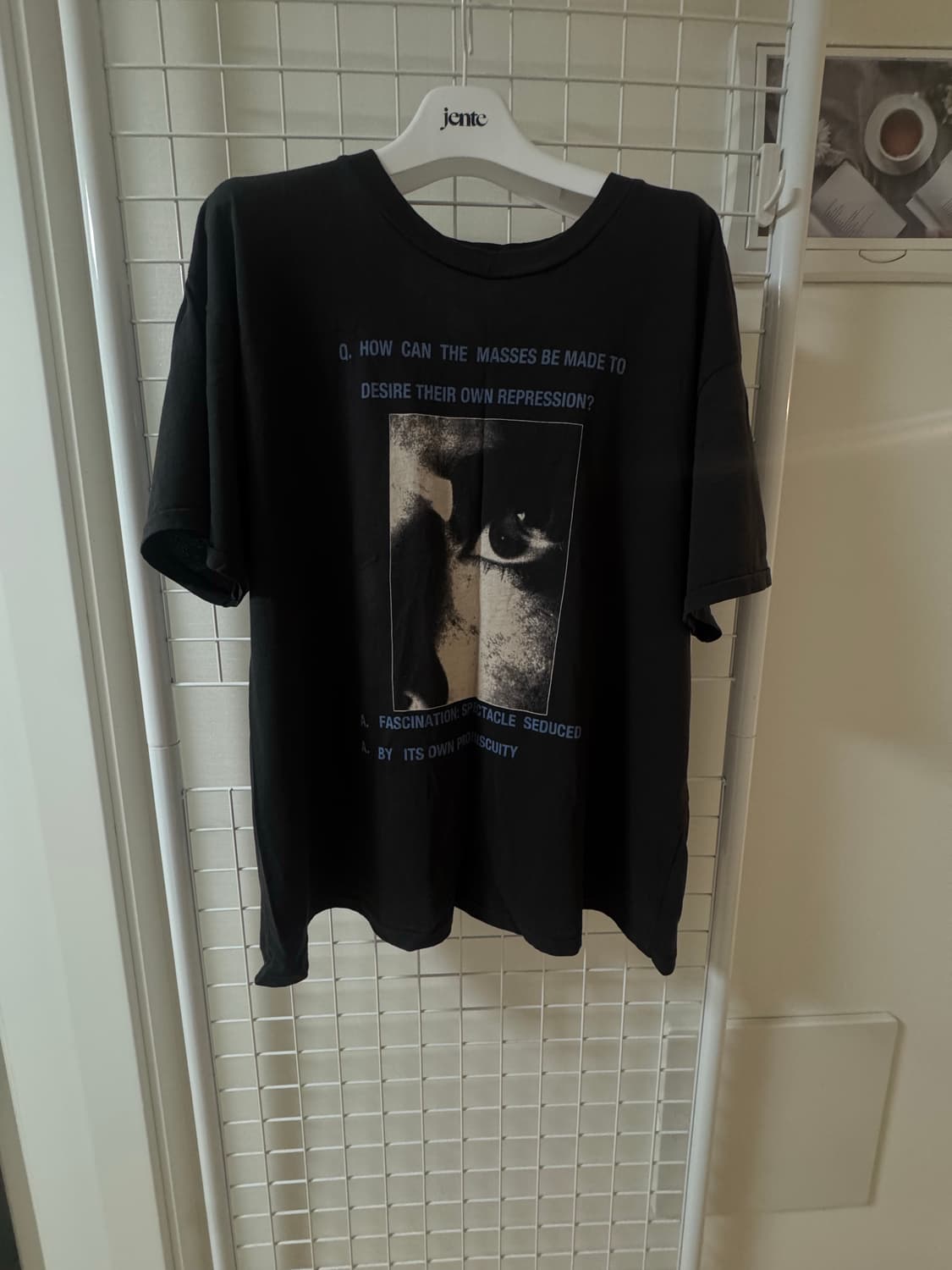 [L] erd Ideology Materialized T-Shirt 상품이미지4