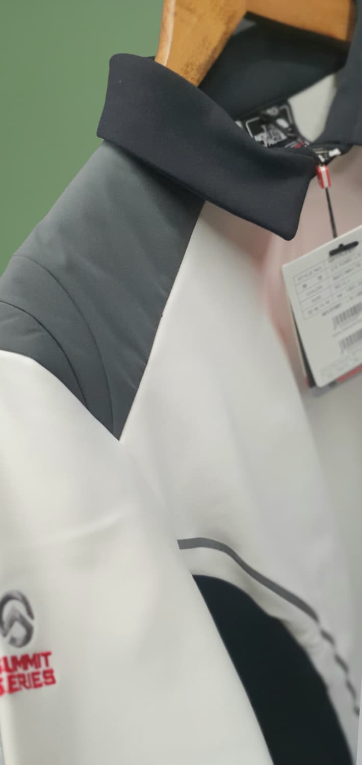 새상품] 노스페이스 여성 푸모리 긴팔 집업 90(L)  상품이미지3