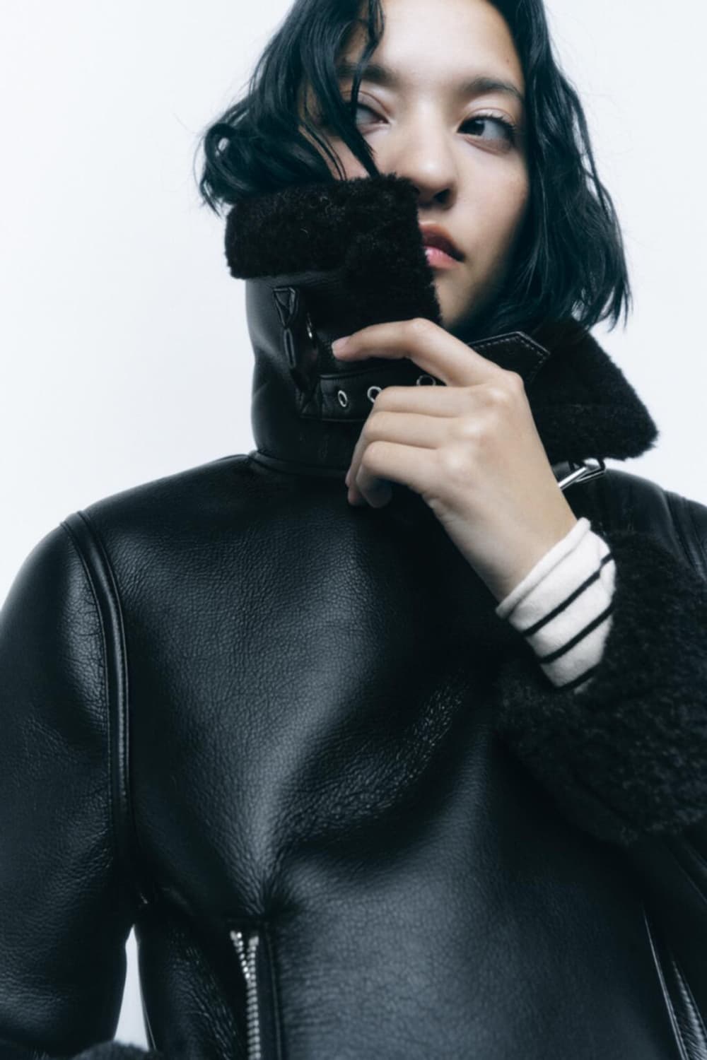 자라 블랙 레더 라이더 무스탕 상품이미지3