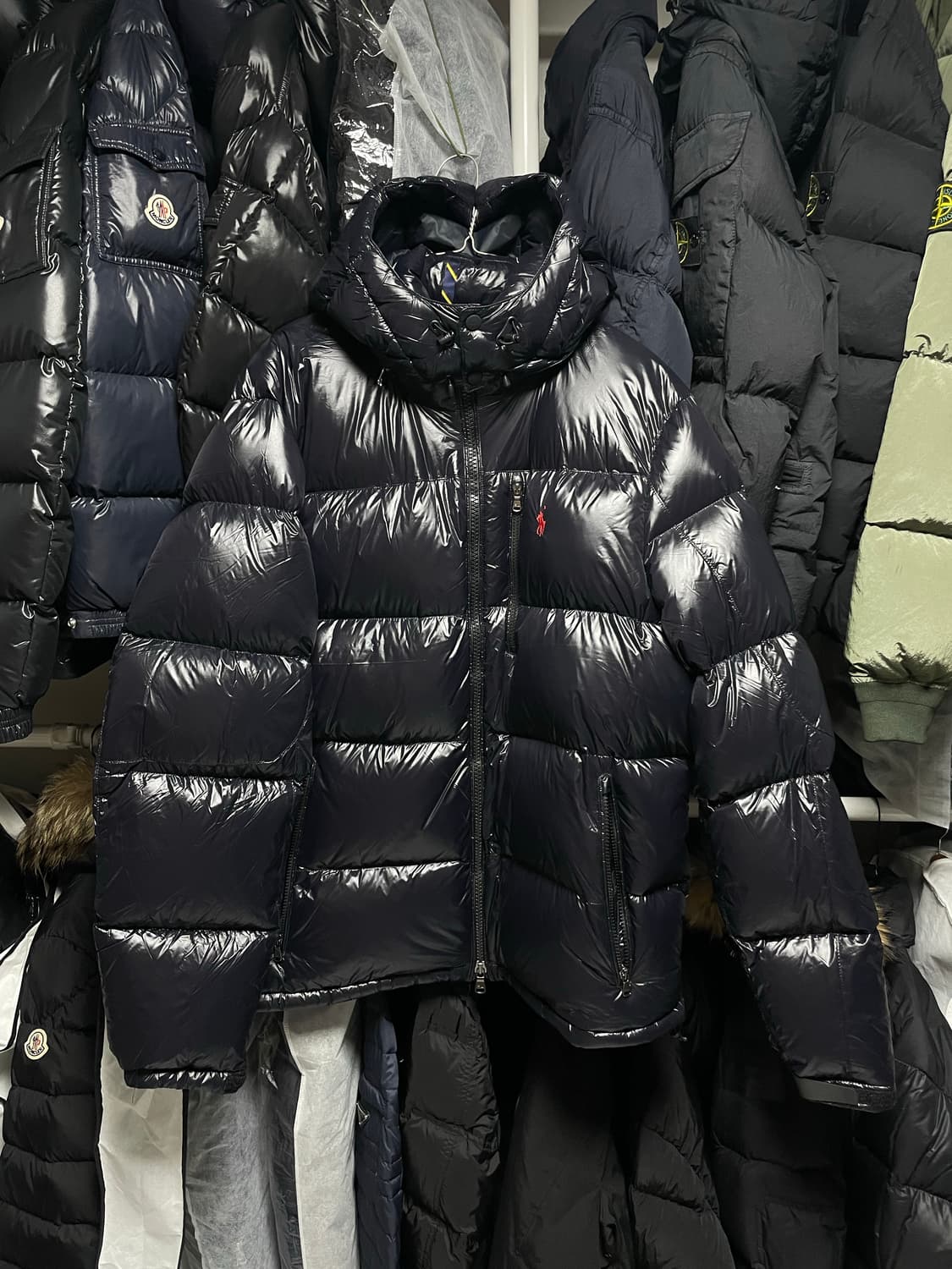 [새상품/XL사이즈] 24FW 폴로랄프로렌 유광 푸퍼 패딩 자켓 상품이미지1