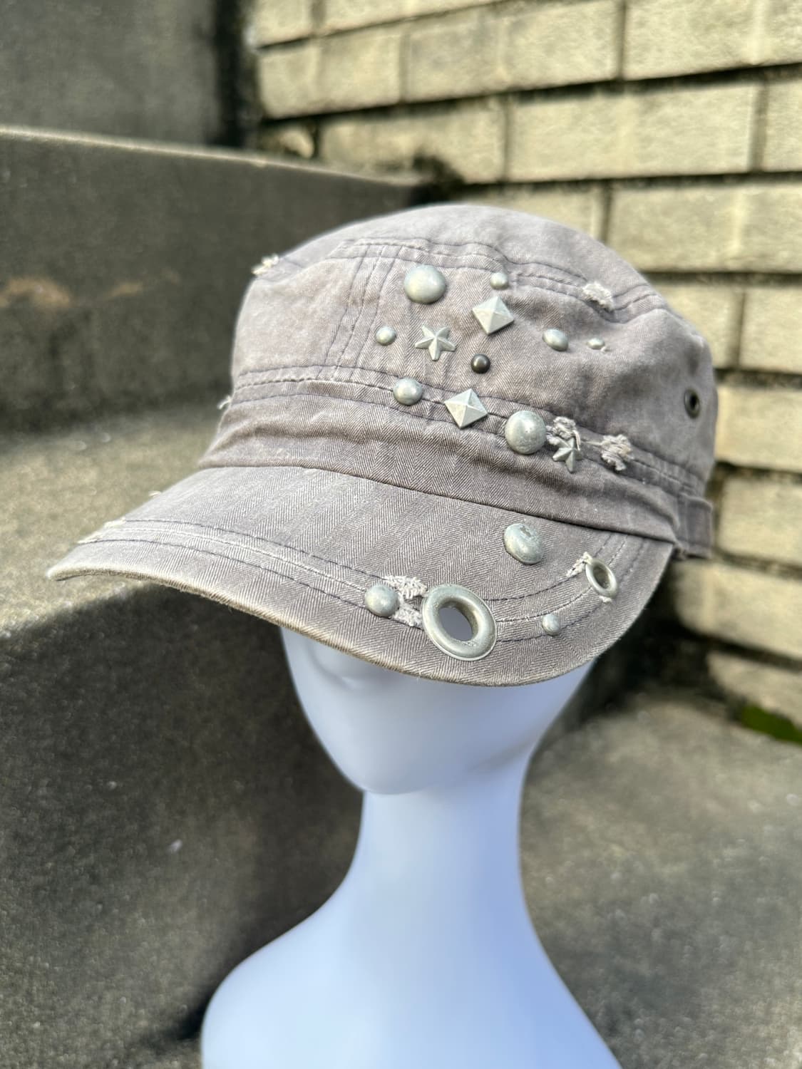 None vintage stud distressed cap 상품이미지1