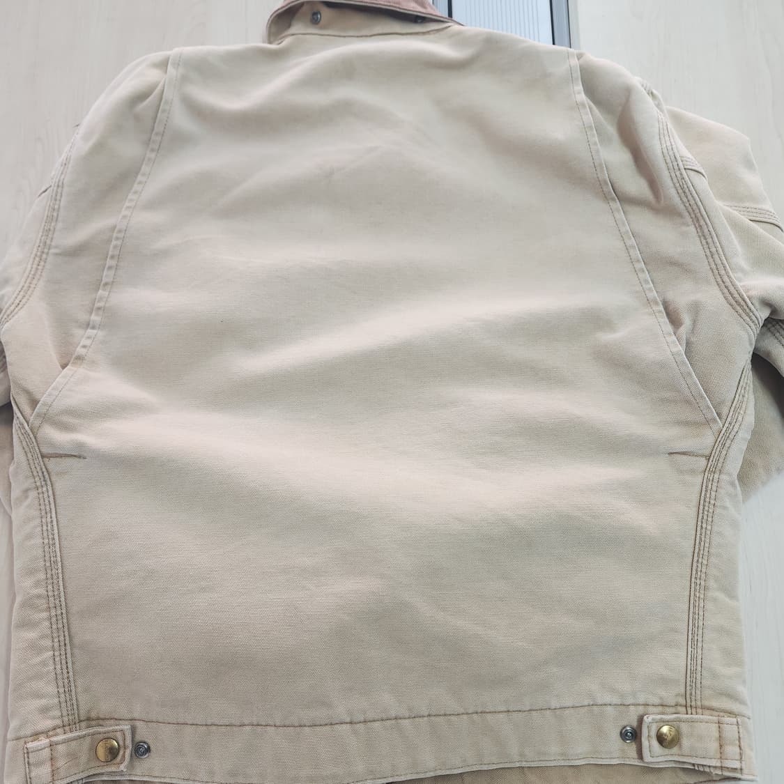 칼하트 디트로이트 자켓 j001판매합니다 상품이미지4