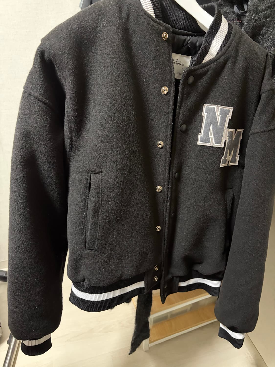 노메뉴얼 바시티 상품이미지1