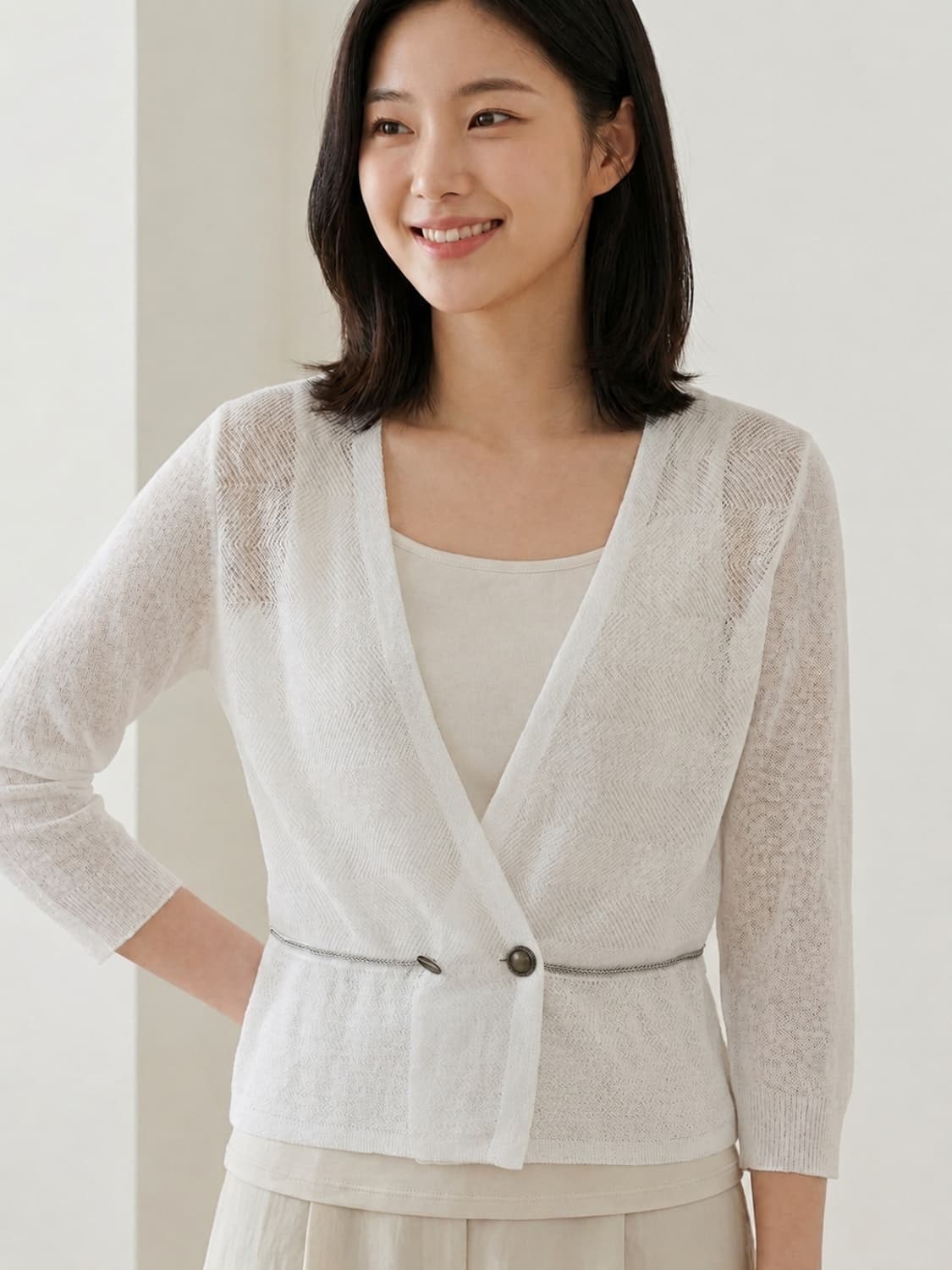 🌿 시슬리(SISLEY) 화이트 시스루 니트 가디건 | 실버 포인트 | 상품이미지1