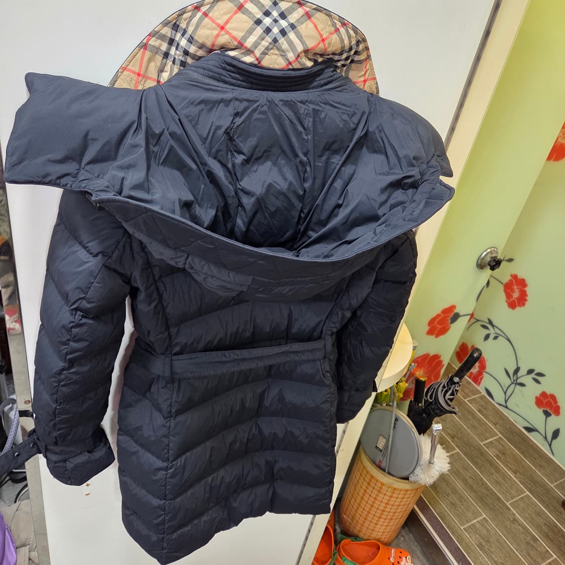버버리 신상 구스패딩 코트 상품이미지3