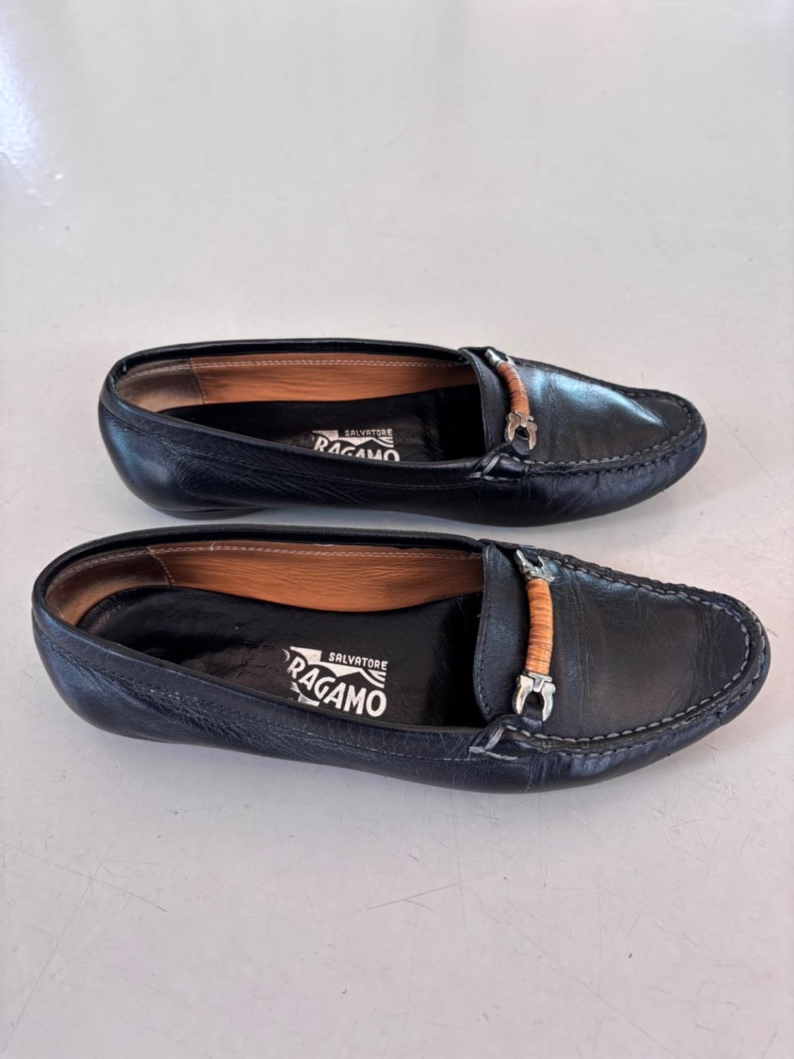 Vintage Ferragamo Leather Loafer 상품이미지4