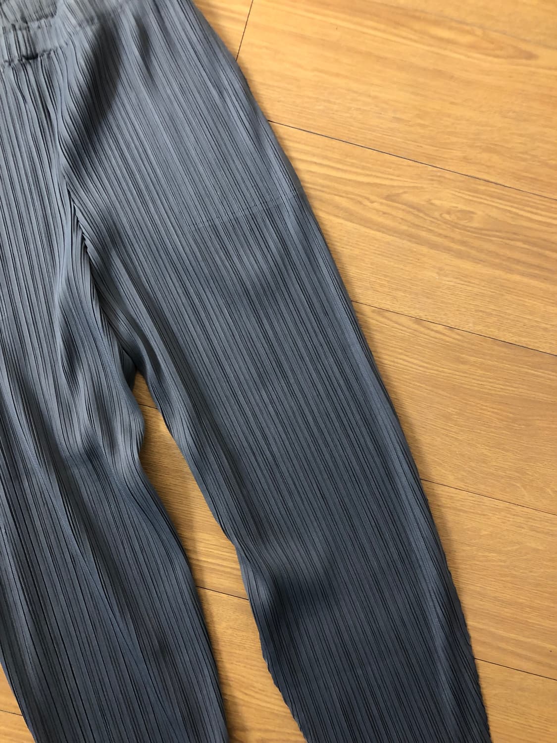 이세이 미야케 플리츠 플리스 팬츠 상품이미지4