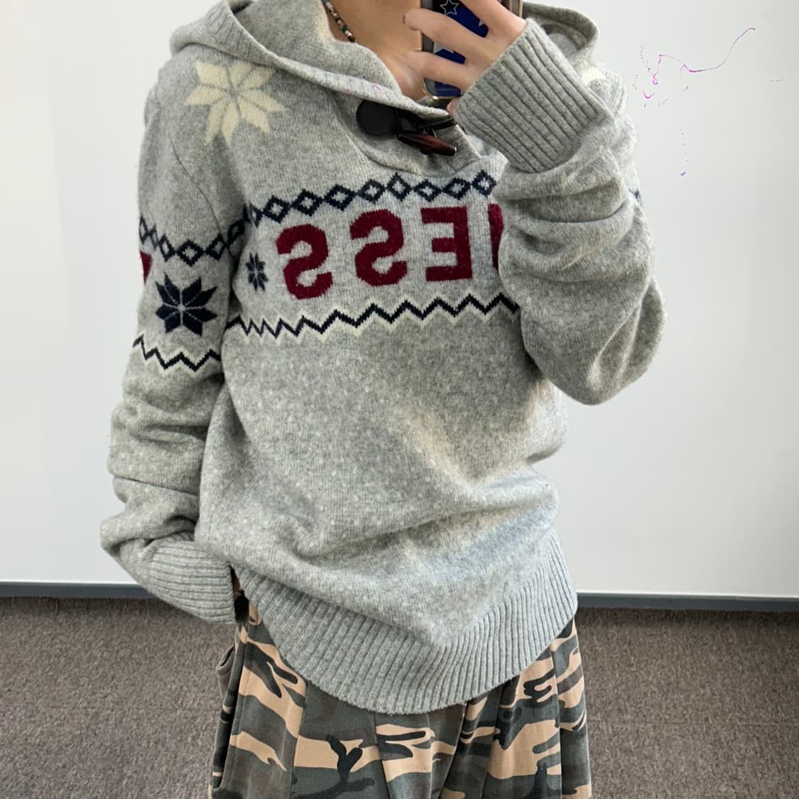 Guess 게스 노르딕 토글 니트 후드티 상품이미지1