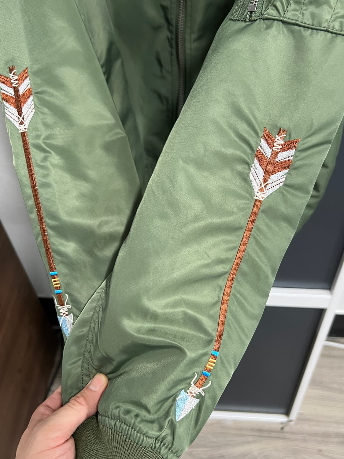 Schott 쇼트 B-25 인디안 패치 ma-1 항공 자켓 상품이미지3