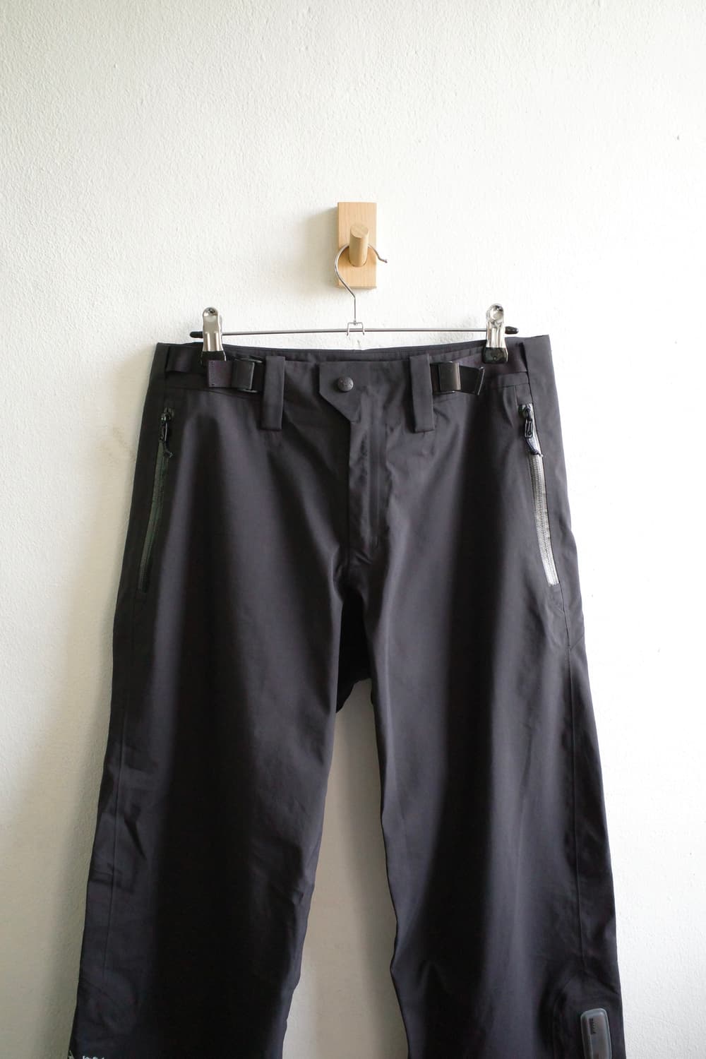 아크테릭스 고어텍스 recco 팬츠 상품이미지2