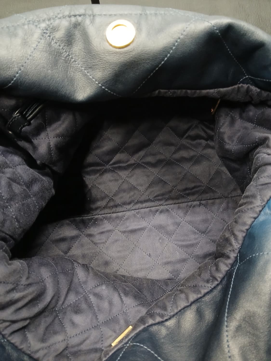 샤넬 22뱩 미디움 AS3261 상품이미지10