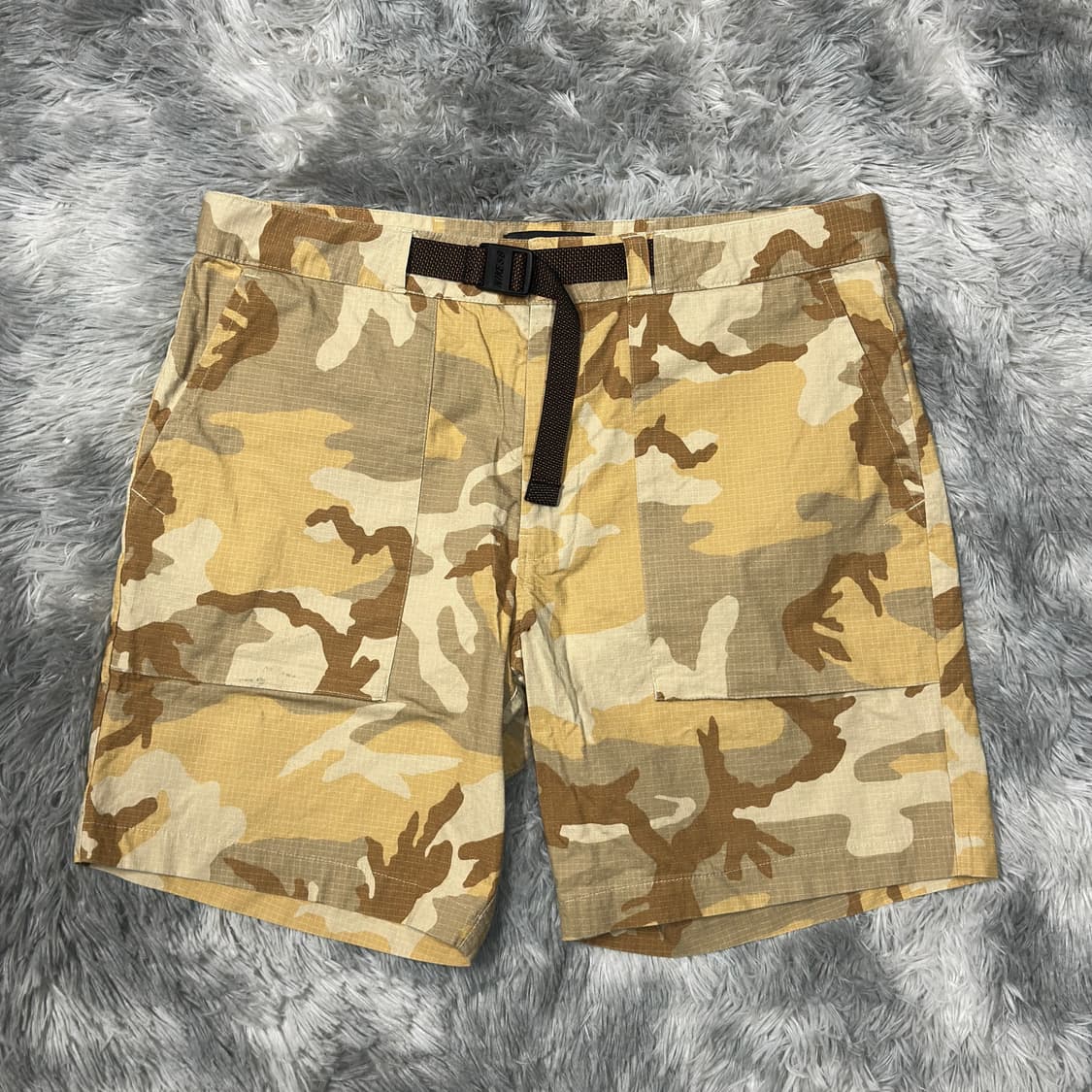 나이키 sb 카모플라쥬 반바지 XL 상품이미지1