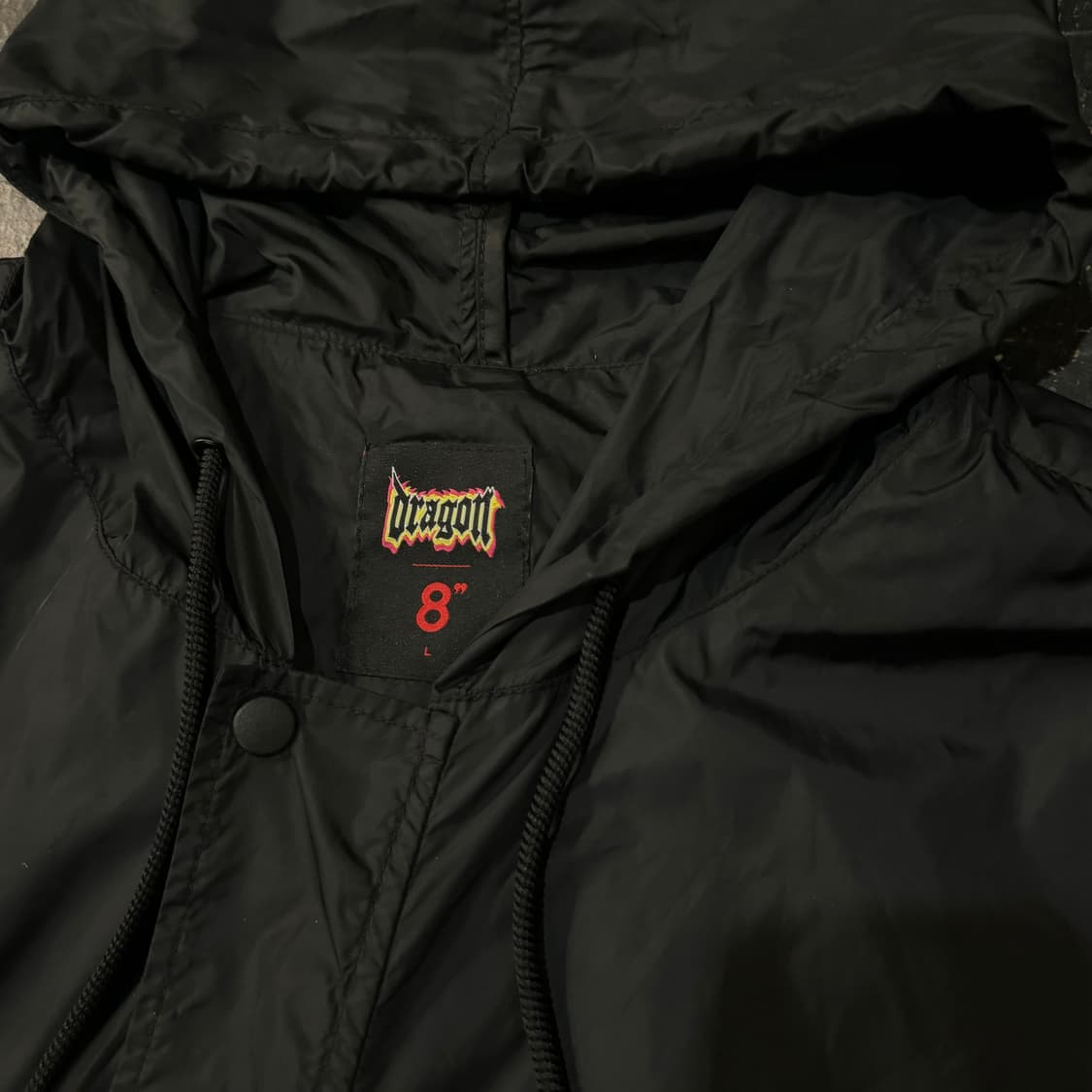 에잇세컨즈 드래곤 레인코트 상품이미지2