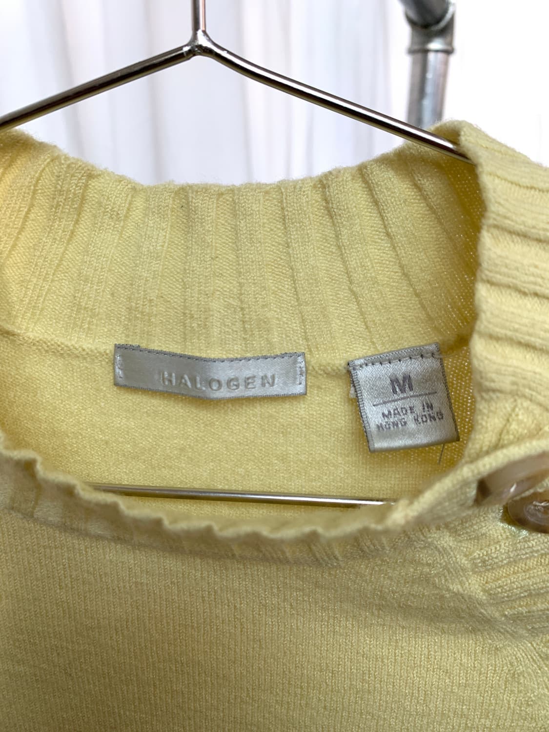 (HALOGEN) 빈티지 버튼 니트 탑 상품이미지9