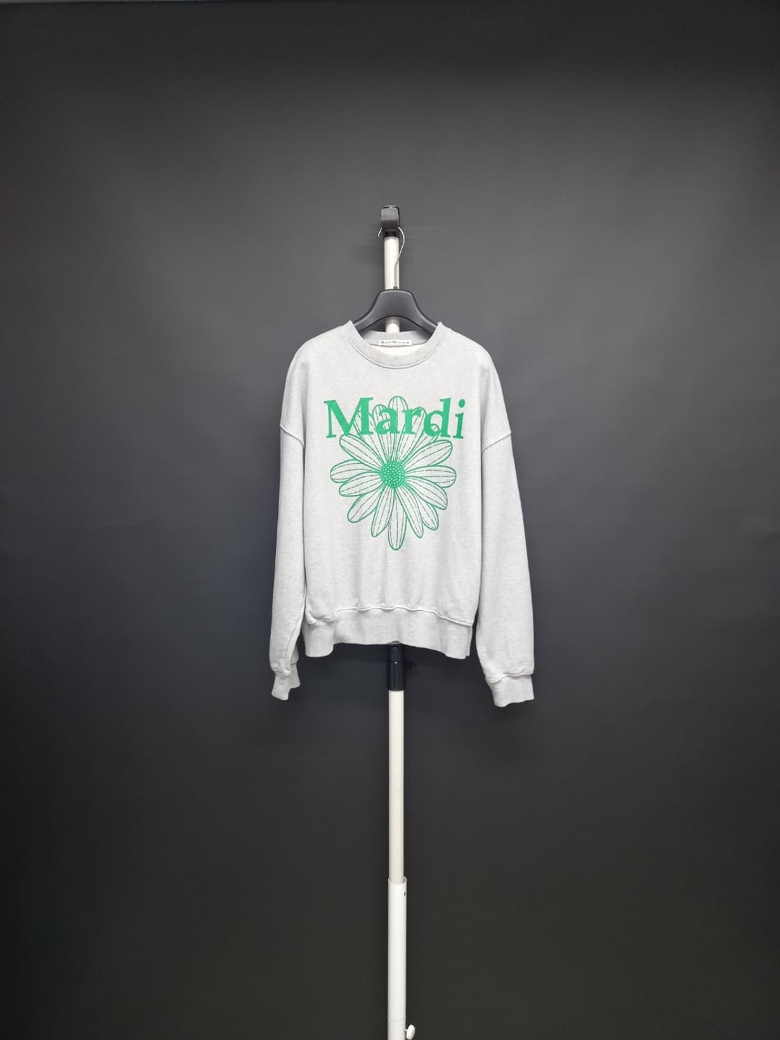 마르디메크르디 춘추동 맨투맨 F 44-77 상품이미지1