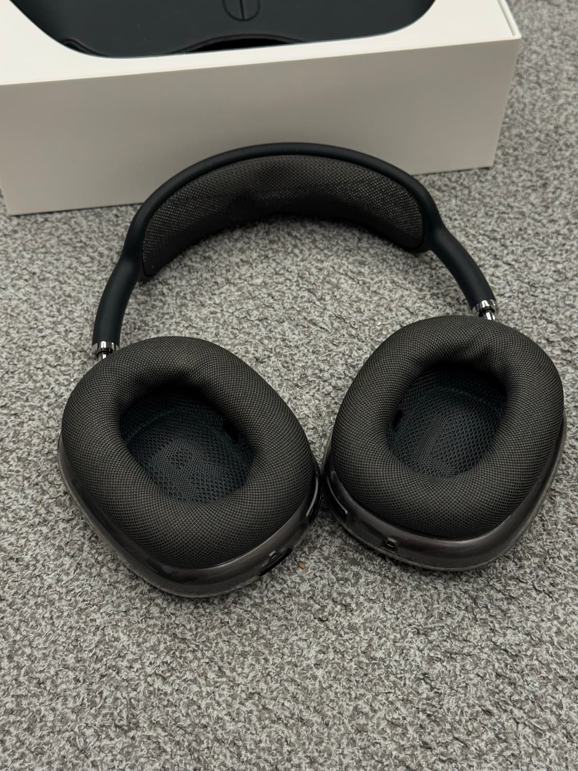 애플 에어팟 맥스 스페이스그레이 상품이미지3